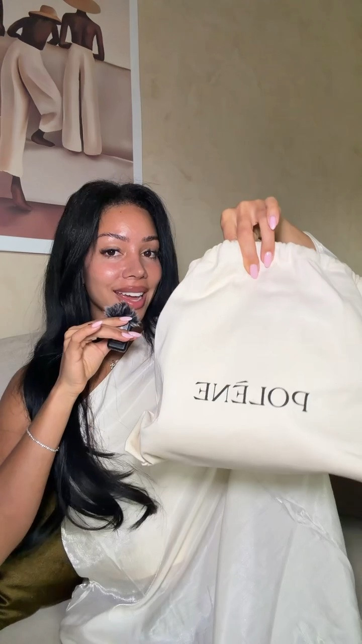 My weekly favorites 🤎 The Polène bag isn’t available on LTK but I’ve linked a couple similar!

#LTKootd #LTKBeauty #LTKselfcare