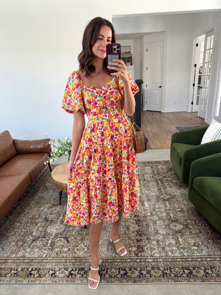 I love the cut out in the middle of this dress! The floral print is so pretty! This would be a great choice for any spring or summer event! 

#LTKSeasonal #LTKfindsunder50 #LTKstyletip