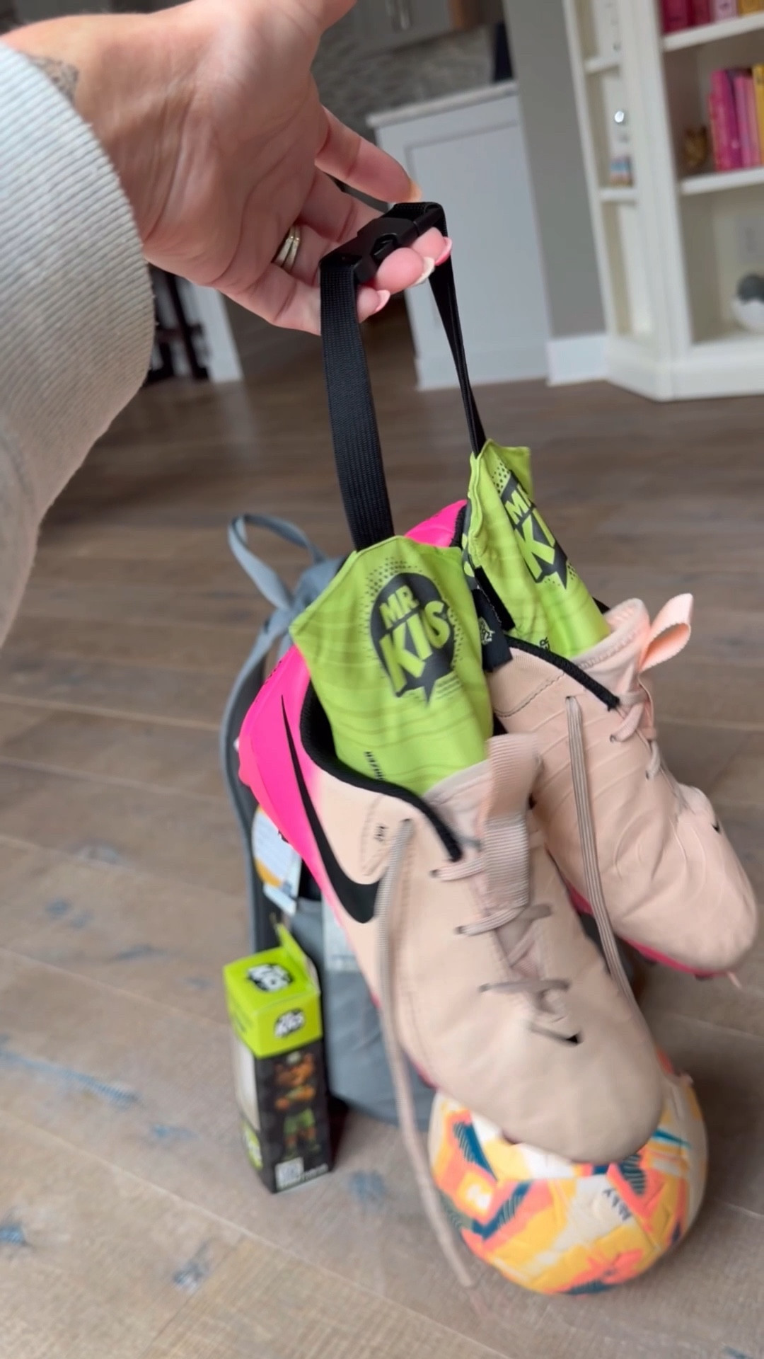 No more stinky soccer cleats with these charcoal inserts that soak up odor and moisture for your kids sport shoes
Soccer mom must have 
Amazon finds for moms 
Mr Kics shoe odor help