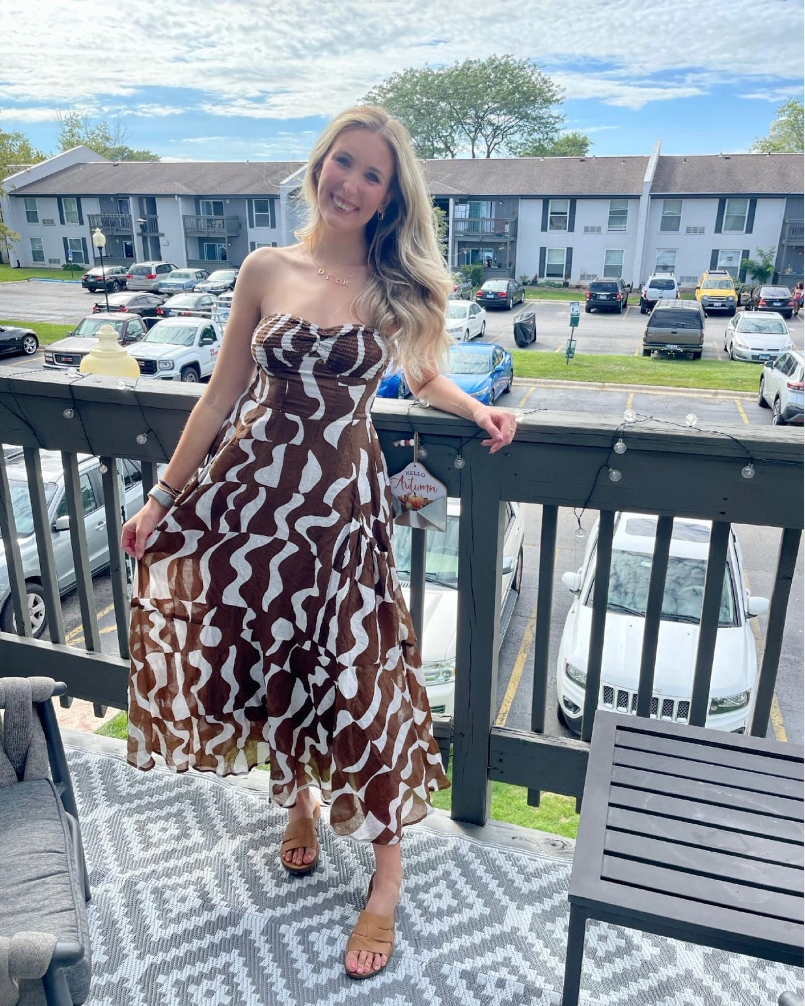 Love this dress 

Fashion pass code - Deidre5