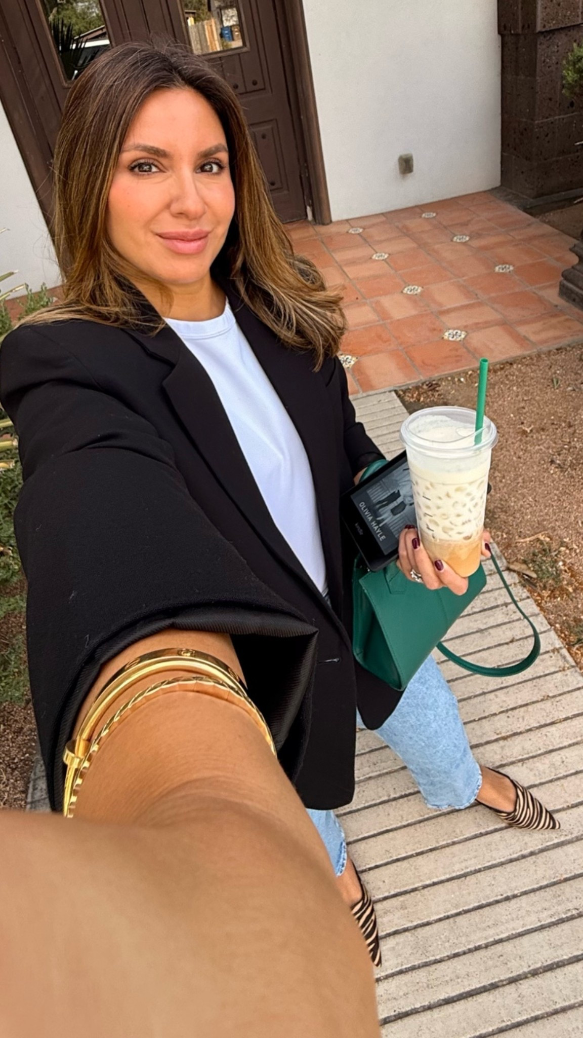 The outfit everyone needs in their closet for fall and all the other seasons too! Classic!

#LTKootd
