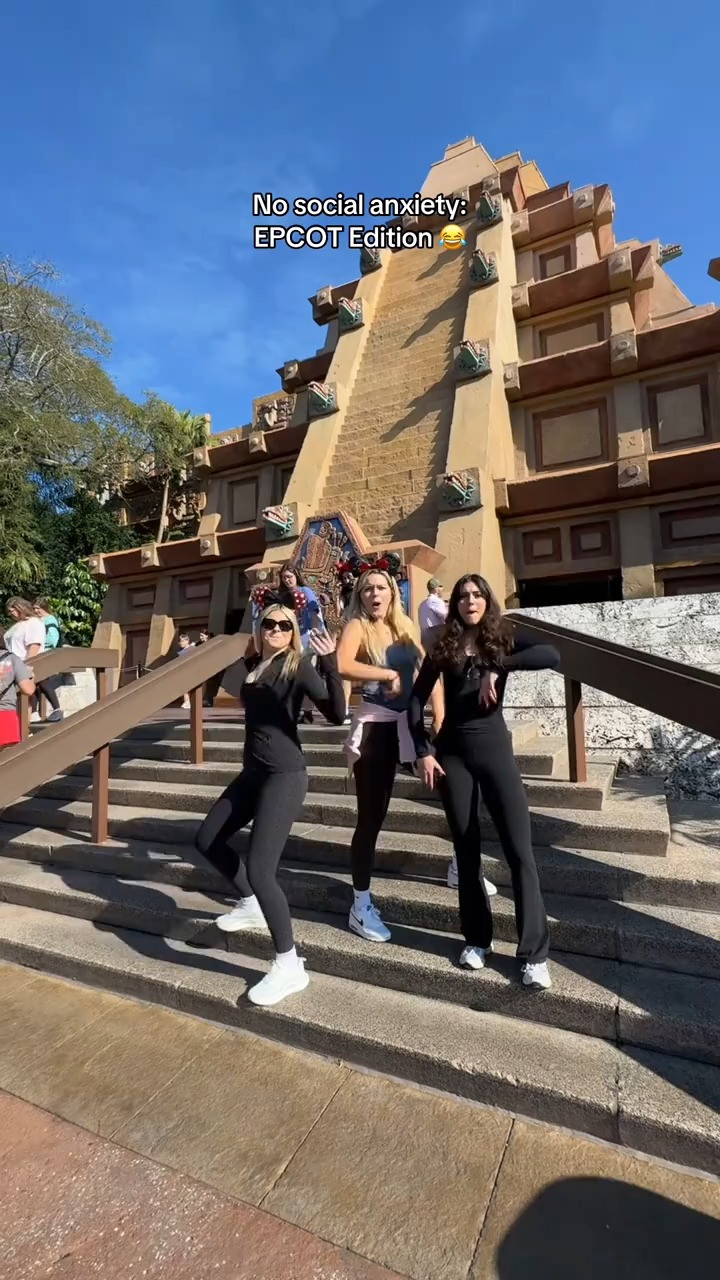   

 #LTKootd #LTKSeasonal #LTKTall