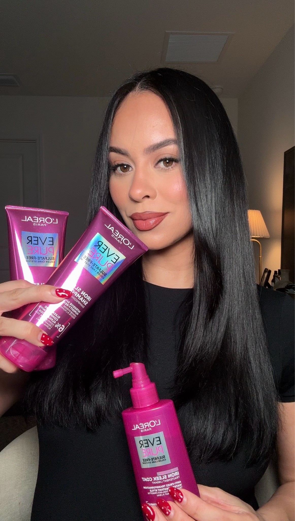 #ad My signature middle part sleek blowout has never looked better using @lorealparis EverPure Iron Sleek 3 step regimen @target @shop.ltk #liketkit https://liketk.it/6cORz
#TargetPartner #Target #LOrealParisPartner​ LOrealParisHairCare EverPureIronSleek