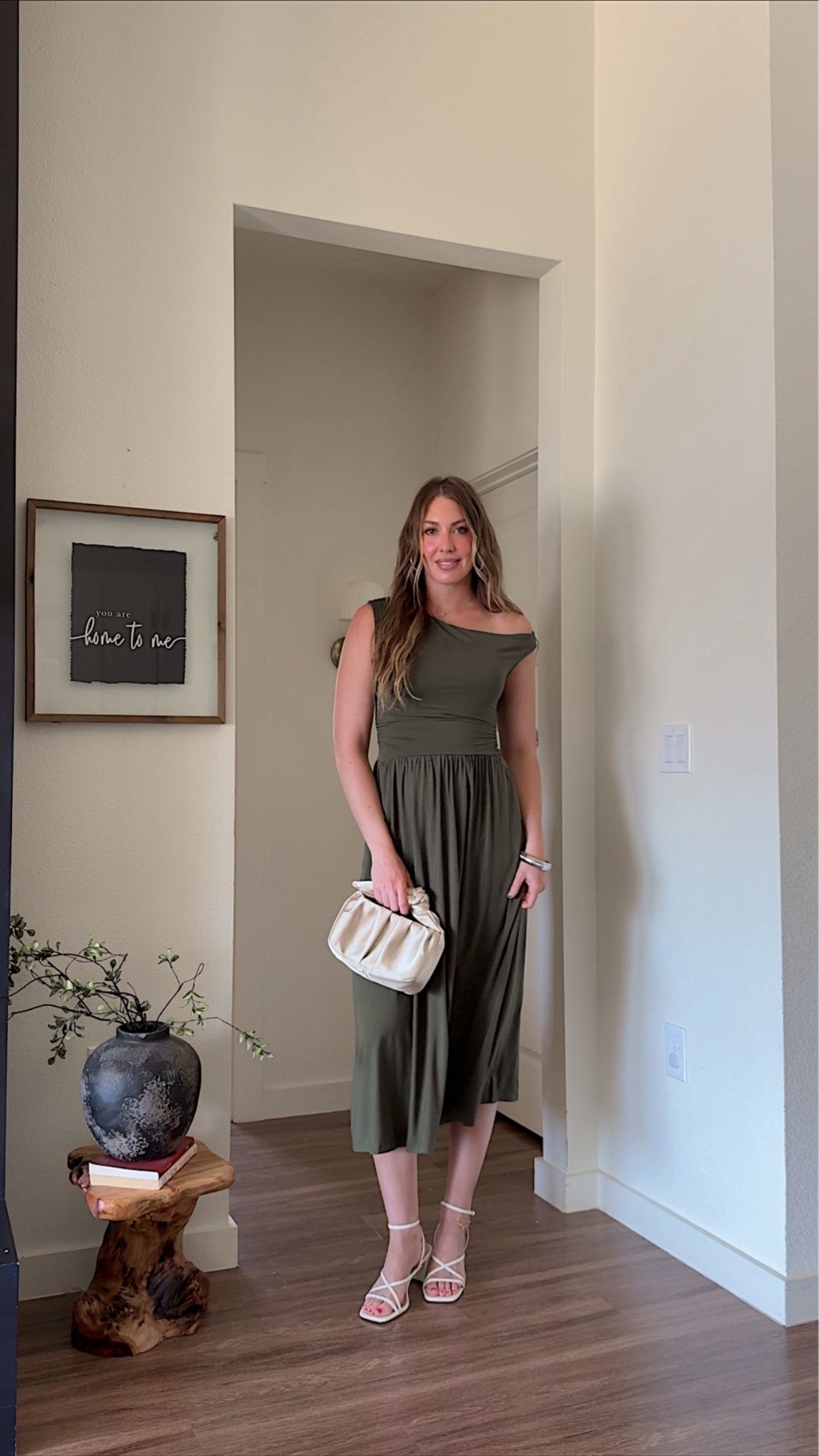 Casual spring/summer dress! Love this one because you can dress it up or down! 
I’m 5’10 wearing a medium! 

Wedding guest dress, summer dress, casual dress, graduation dress

#LTKSeasonal