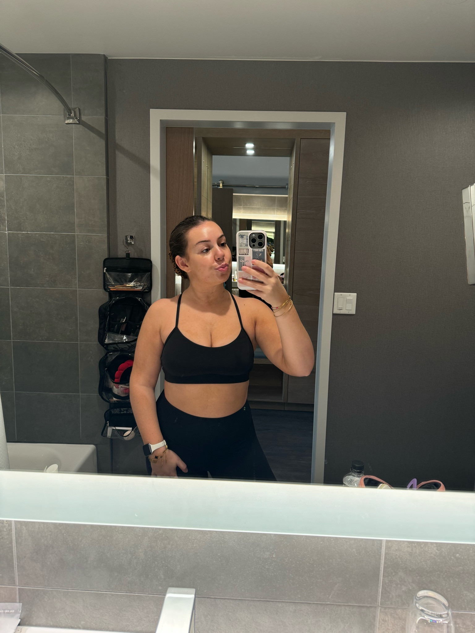 Travel Home Outfit

#LTKFitness #LTKActive #LTKFindsUnder100