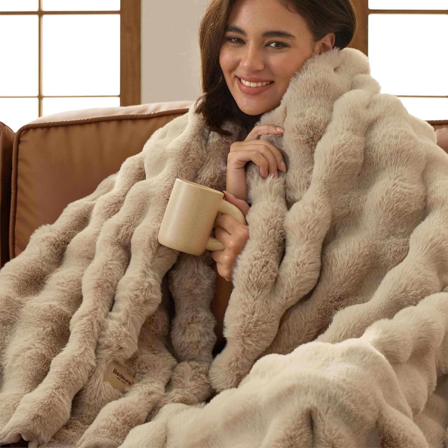 Bedsure Fluffy Bubble Faux Fur Throw Blanket, 50"x60", Beige | Amazon (US)