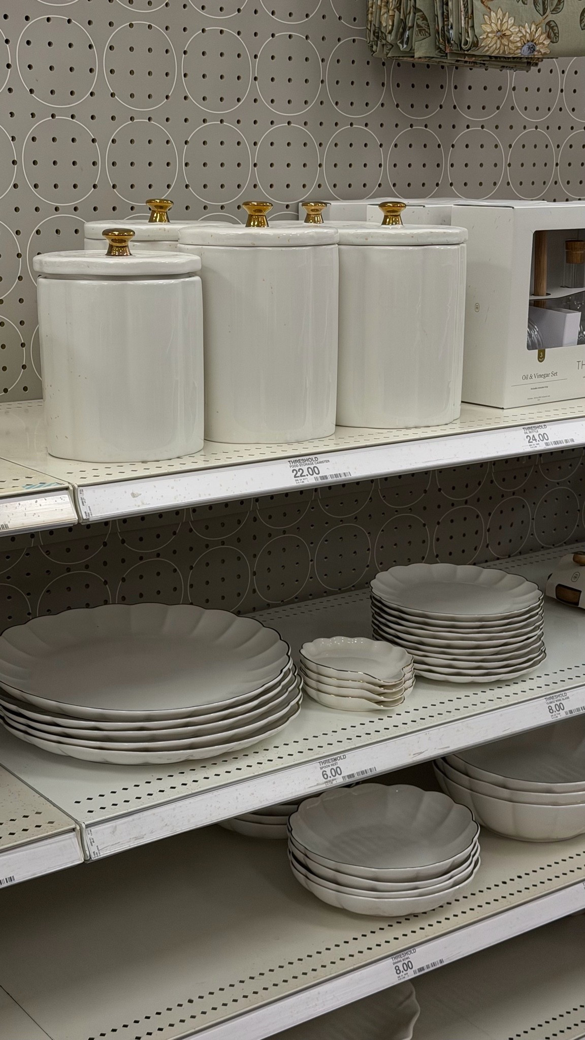 Love the scalloped details on these dishes.

#LTKHome