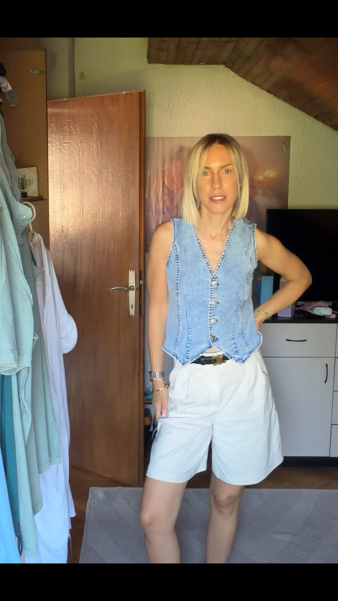 This denim vest just elevates every single outfit 💕

#LTKstyletip #LTKfindsunder100 #DenimVest #OutfitInspo #SummerStyle

#LTKootd #LTKgrwm #LTKdayinmylife