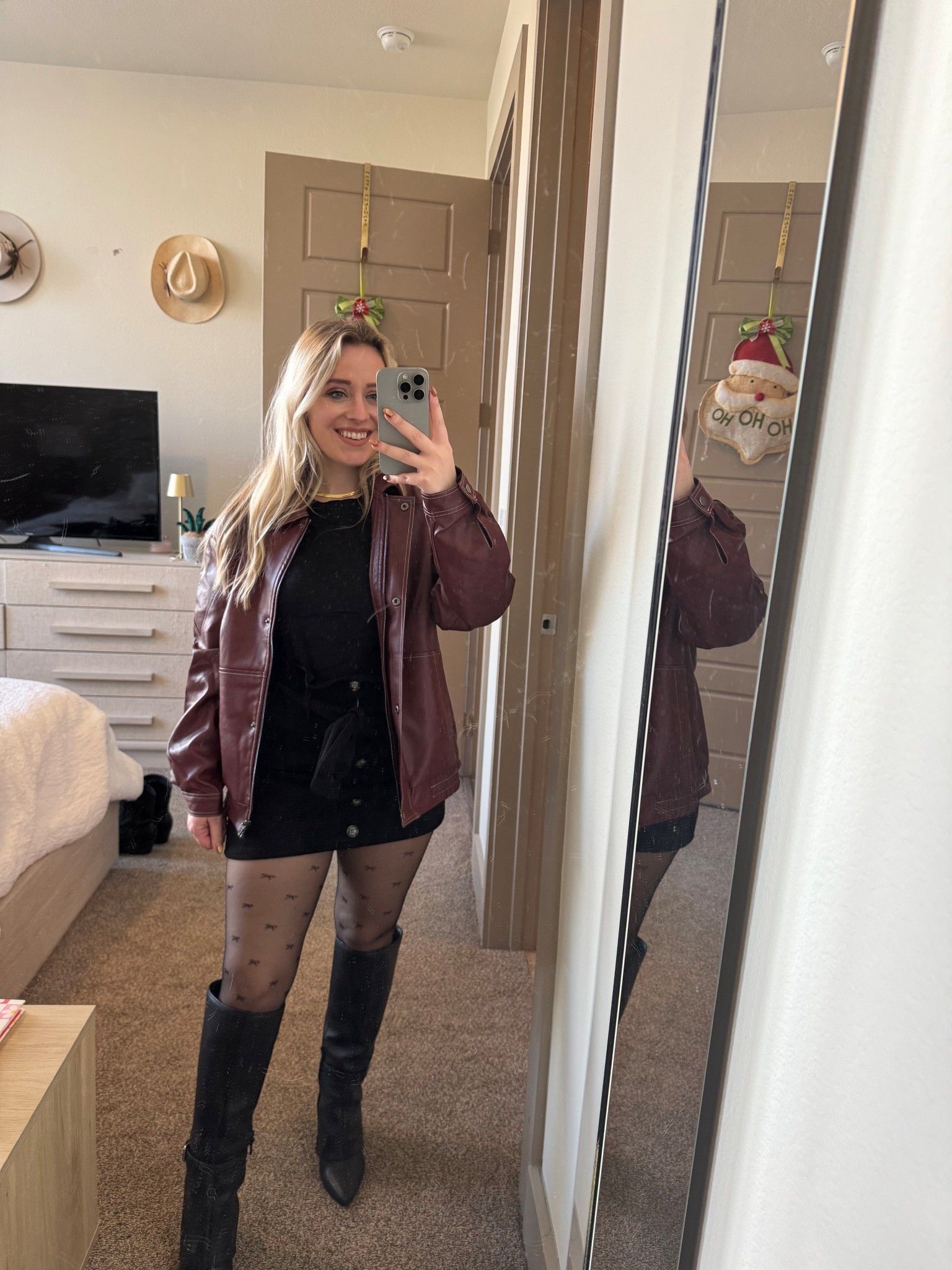 Literally obsessed with this “leather” jacket 

#LTKFindsUnder50 #LTKSeasonal