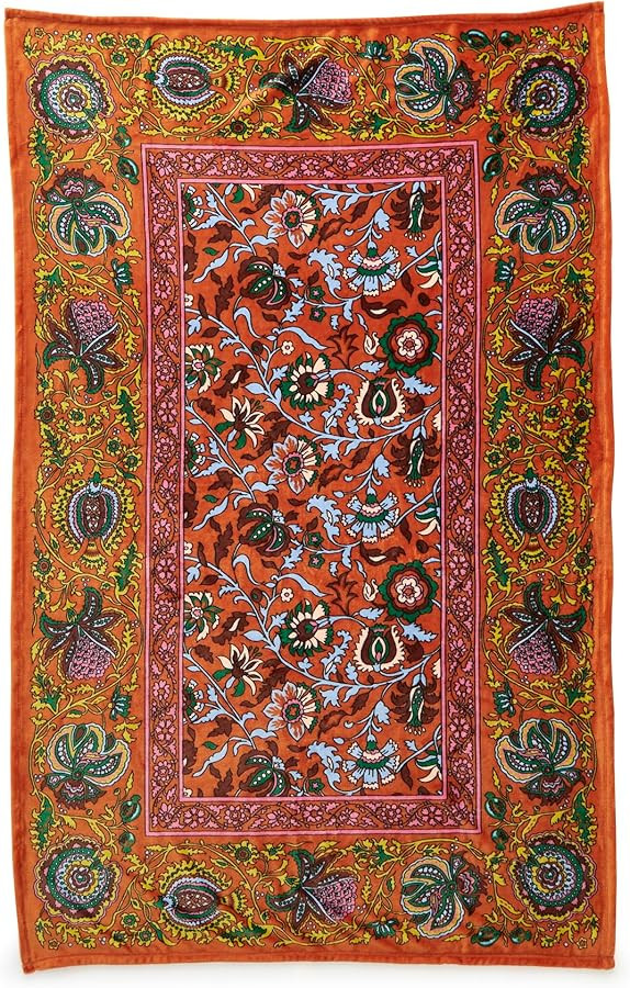 Vera Bradley Women's Disney Fleece Plush Throw Blanket | Amazon (US)