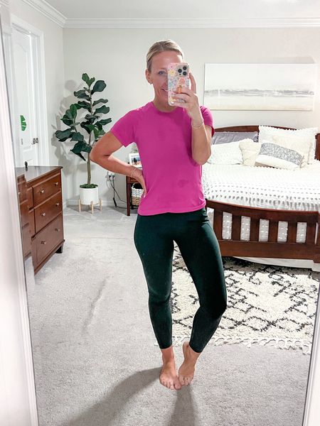 My workout fit of the day - all Amazon:
• top - size medium.
• leggings - size small (color is a dark green).

#LTKActive #LTKFitness #LTKFindsUnder50