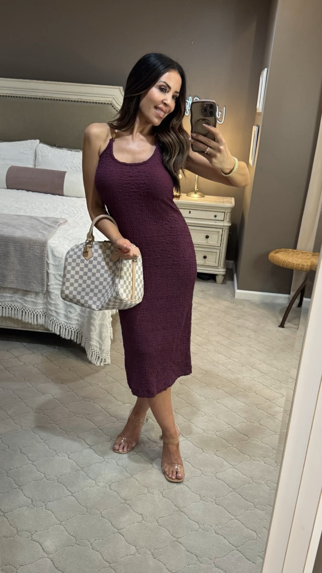 Who says you have to tone down your style after 50? 💃🏻✨ I’m 54 and proving that style has no age limit. This Old Navy find is proof that you can look and feel fabulous without breaking the bank. Don’t settle—own your look!

#Over50Fashion #OldNavyFinds #MidlifeStyle #AgelessFashion