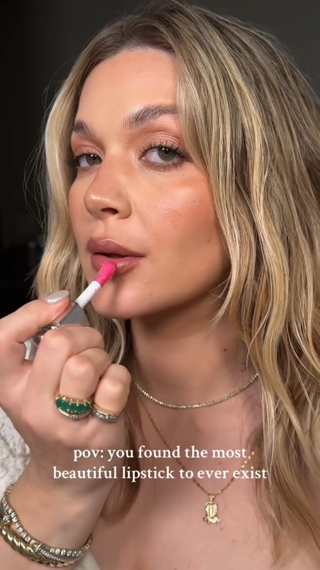 runaway rogue satin shimmer lipstick in posh 💌