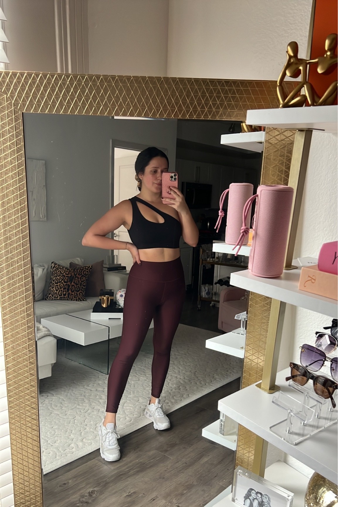 Alo yoga leggings | amazon sports bra | amazon finds 

Size one up in alo leggings. Sports bra true to size 




#LTKfit