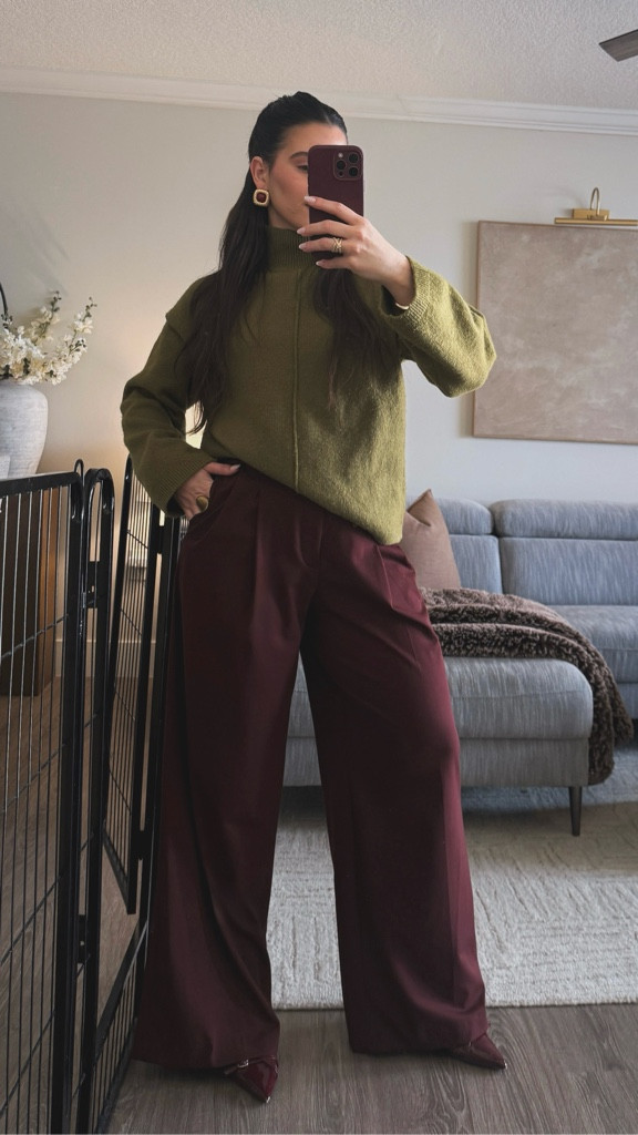 This color combo is everything 🫒
Los aretes son la pieza fundamental de este outfit 😮‍💨
Para referencia estoy usando size XS

#LTKootd #LTKgrwm