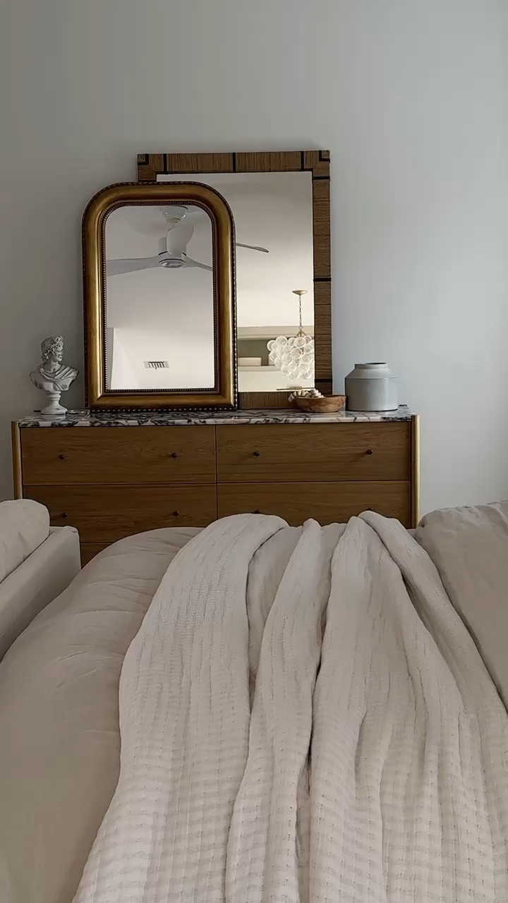 Dream bedroom vibes ✨ Shop my bedding & affordable decor!

#LTKhome #amazonfinds #bedroomdecor #bedroominspo #cozyhome #amazonhome #bedding #organicmodern

#LTKdayinmylife #LTKmomlife #LTKHome