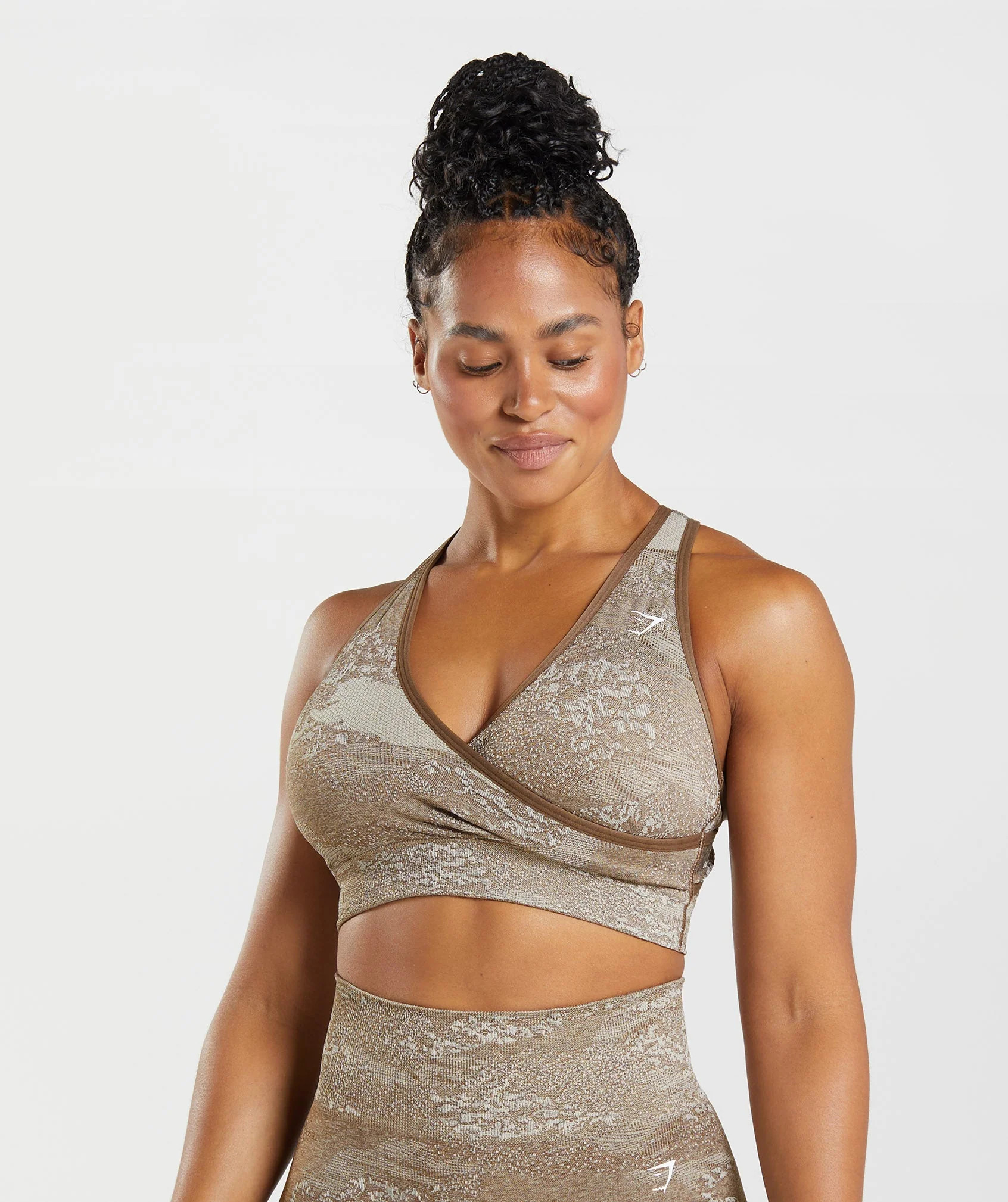 Gymshark Adapt Camo Seamless Sports Bra - Pebble Grey/Soul Brown | Gymshark US