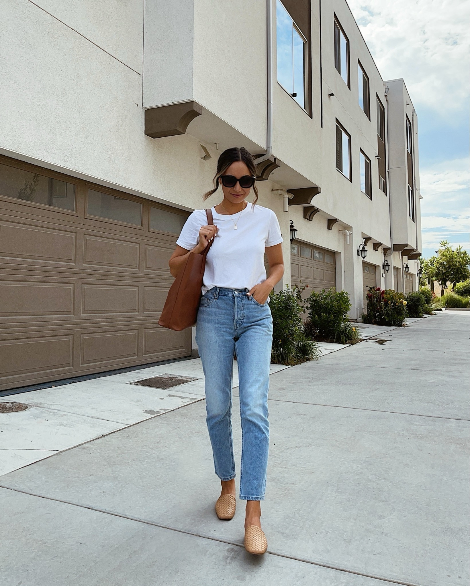 Casual spring outfit 

White tee xs 
Blue jeans - for linked everlane jeans I recommend sizing down!

#LTKSeasonal #LTKstyletip