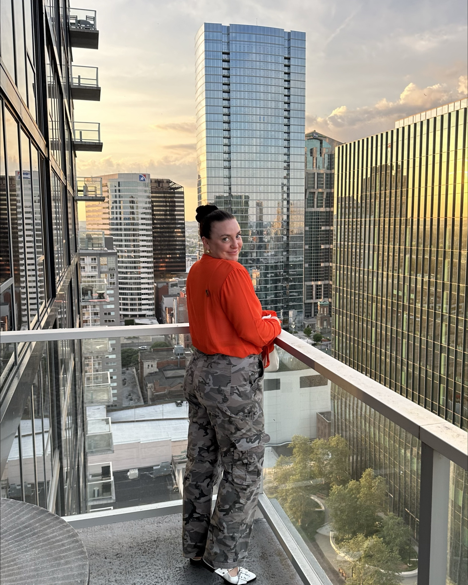 This color is proven to increase dopamine levels by 100% 🤪

#LTKMidsize #LTKShoeCrush #LTKStyleTip