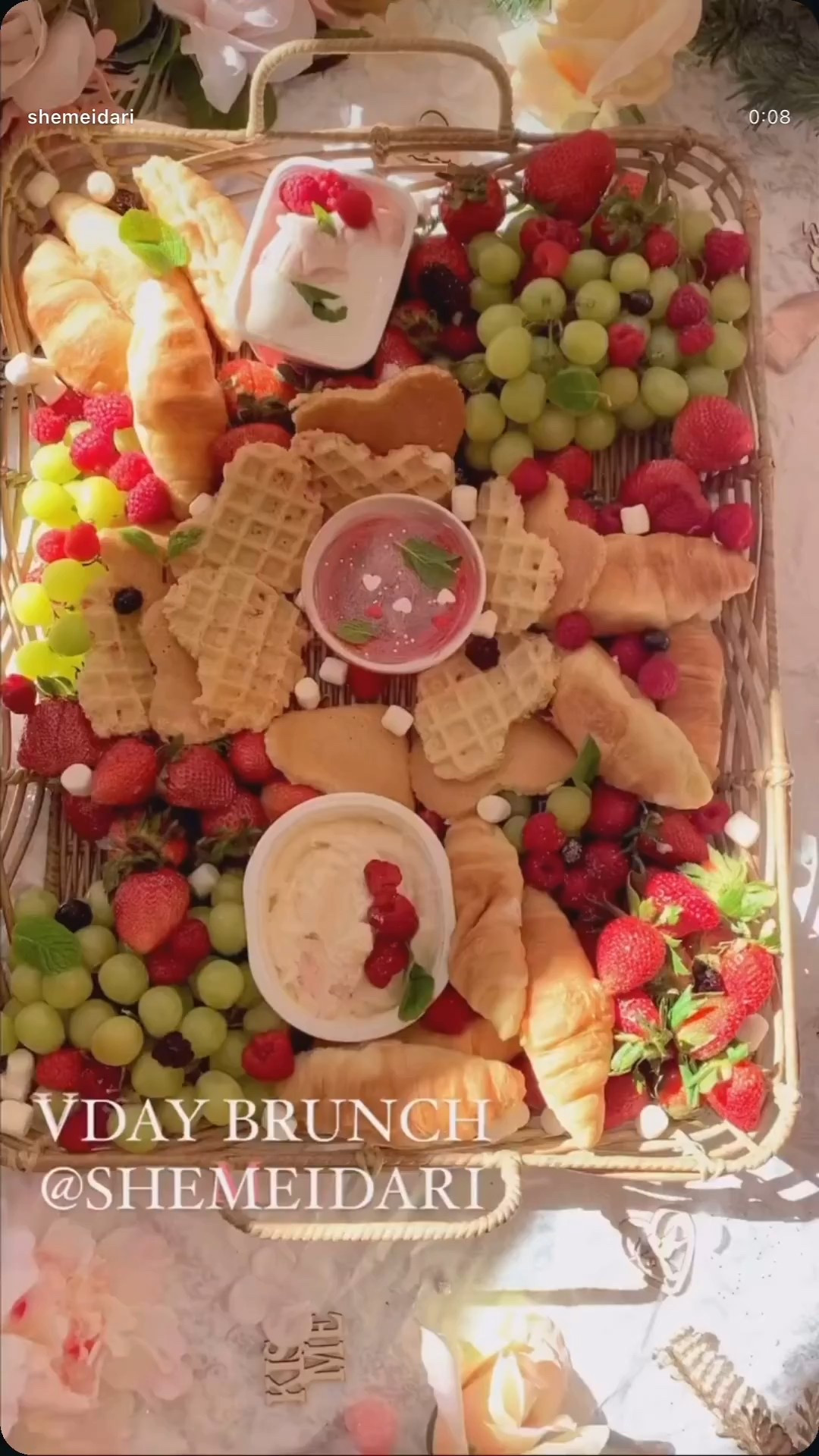 Valentine Brunch Charcuterie 

#LTKGiftGuide