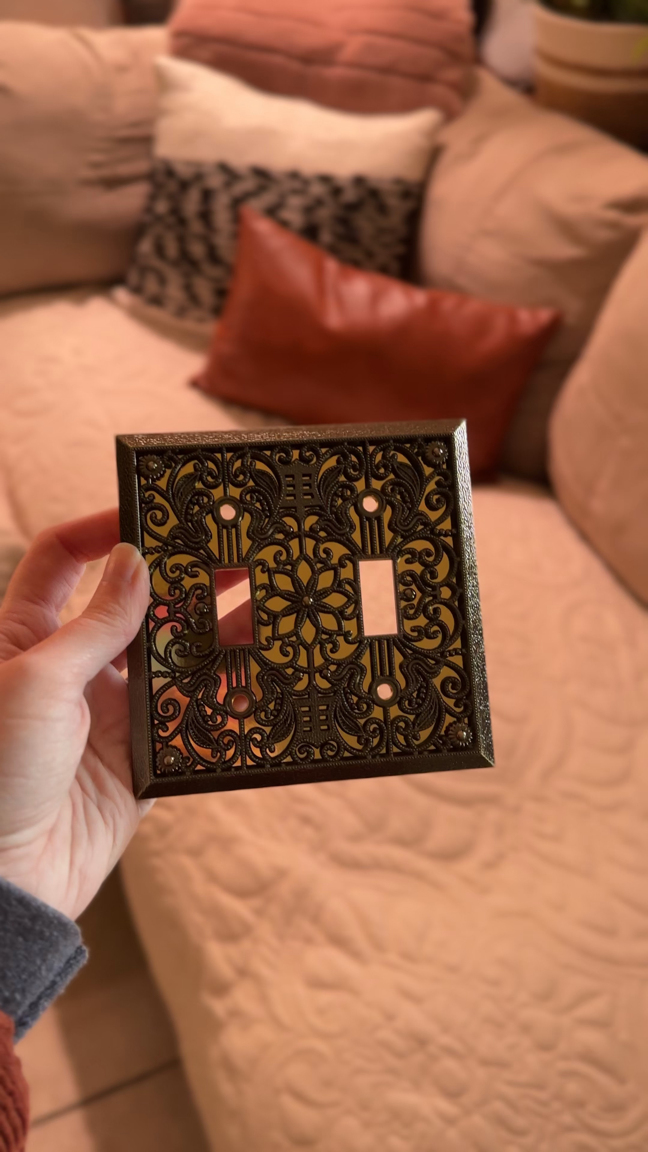 Brass/gold light switches! Its the little details for me 🥰

#LTKVideo #LTKHome #LTKFindsUnder50