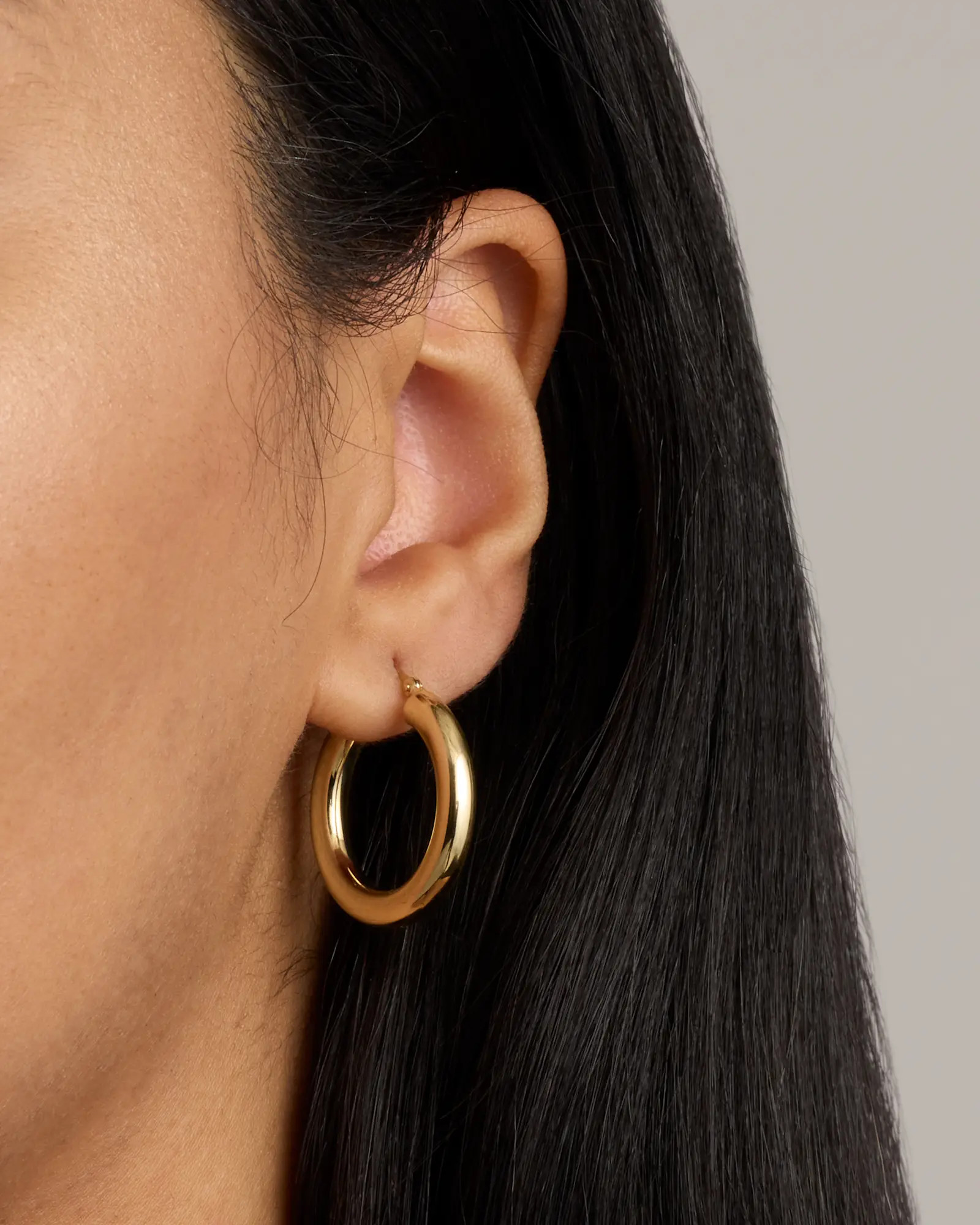 14K Gold 4mm Tube Hoops in Yellow Gold | Quince