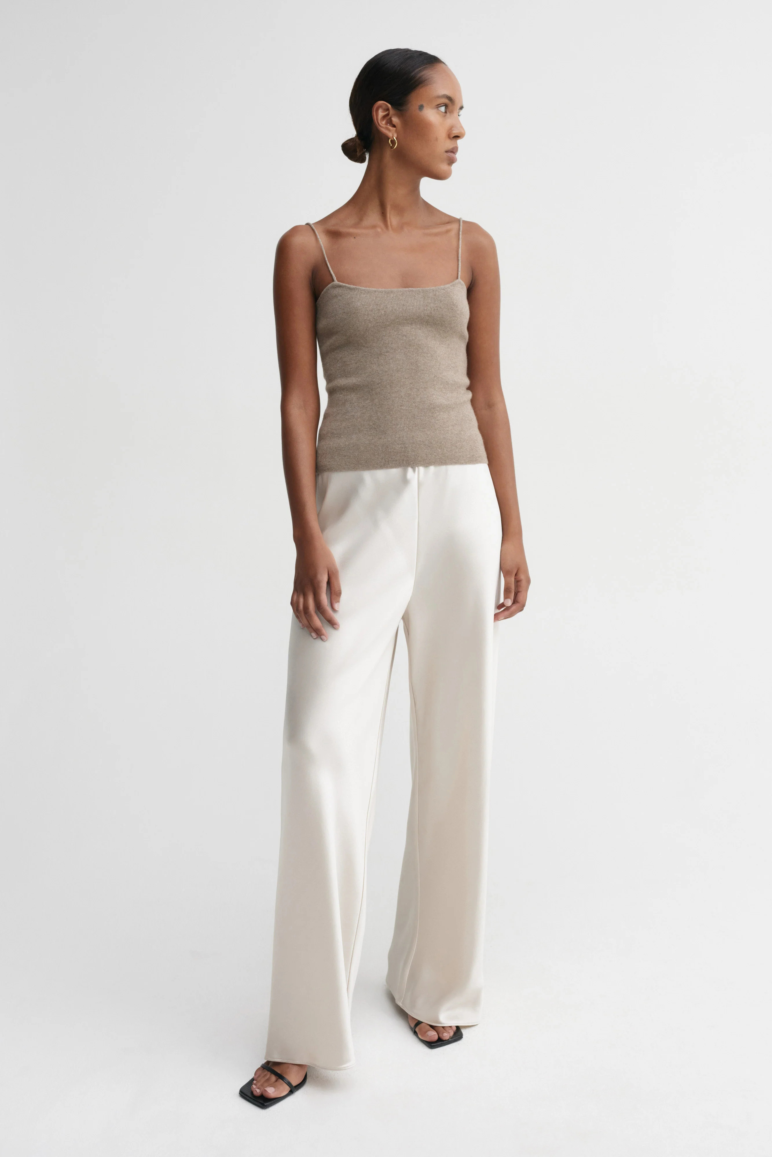 Lucy Top, nougat | Almada Label