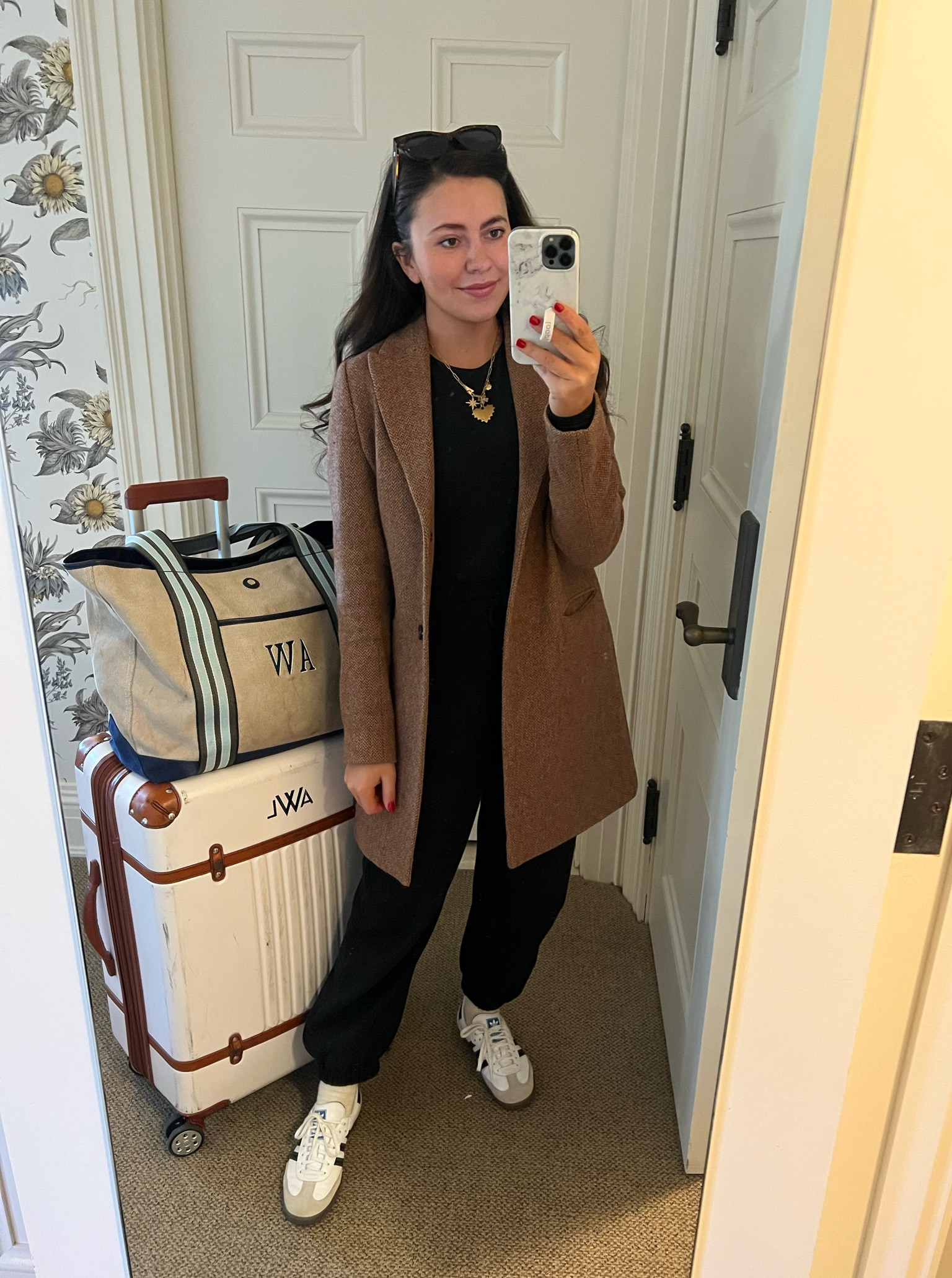 Cozy travel outfit 🫶🏻