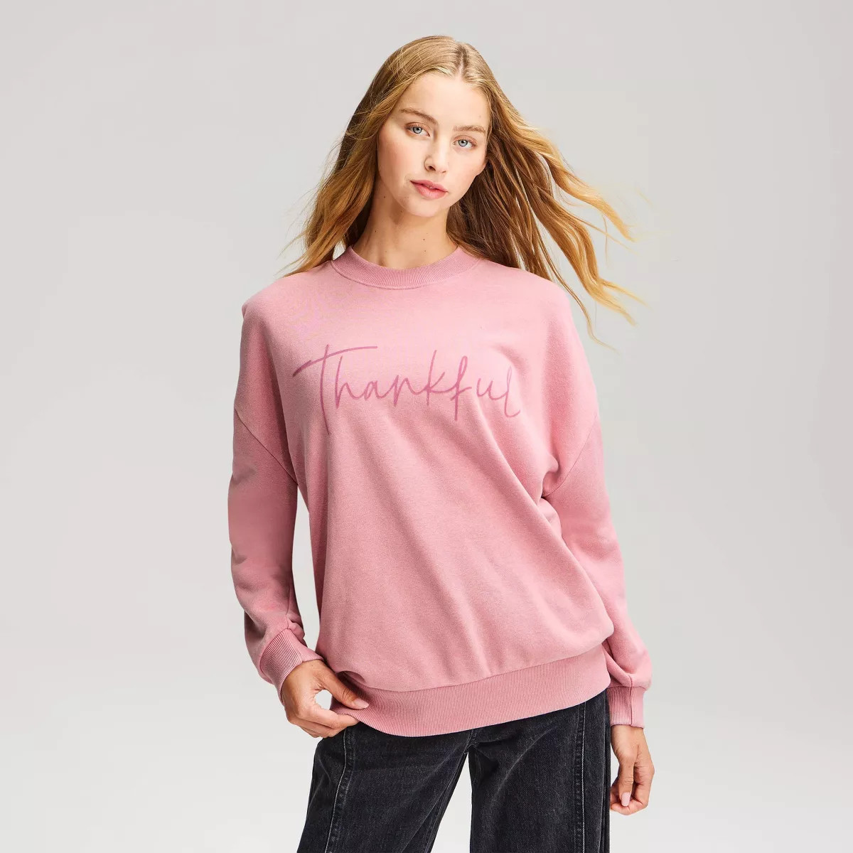Women's Thankful Fleece Graphic Pullover Sweatshirt - Mauve L | Target