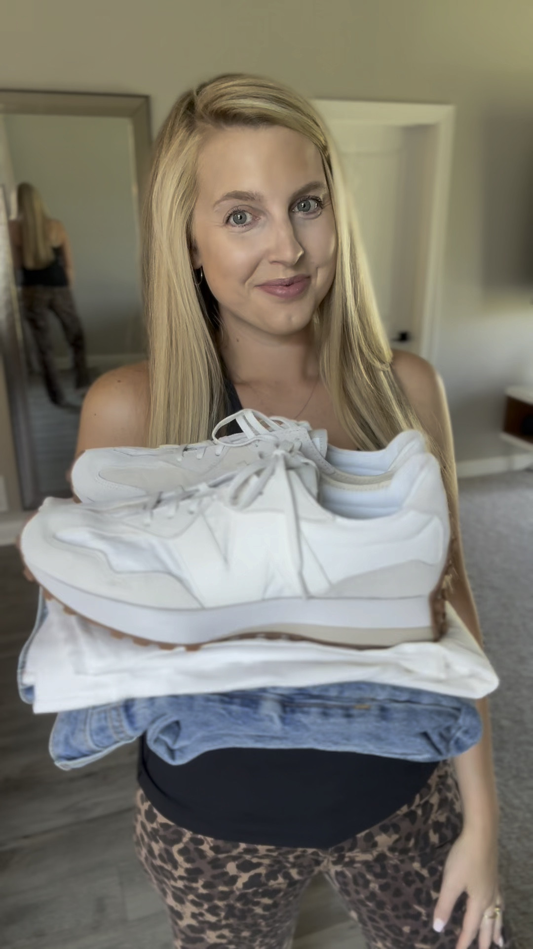 The perfect casual fall outfit for a weekend of apple or pumpkin picking, casual day at the office or date night! 

#LTKStyleTip #LTKSeasonal #LTKMidsize