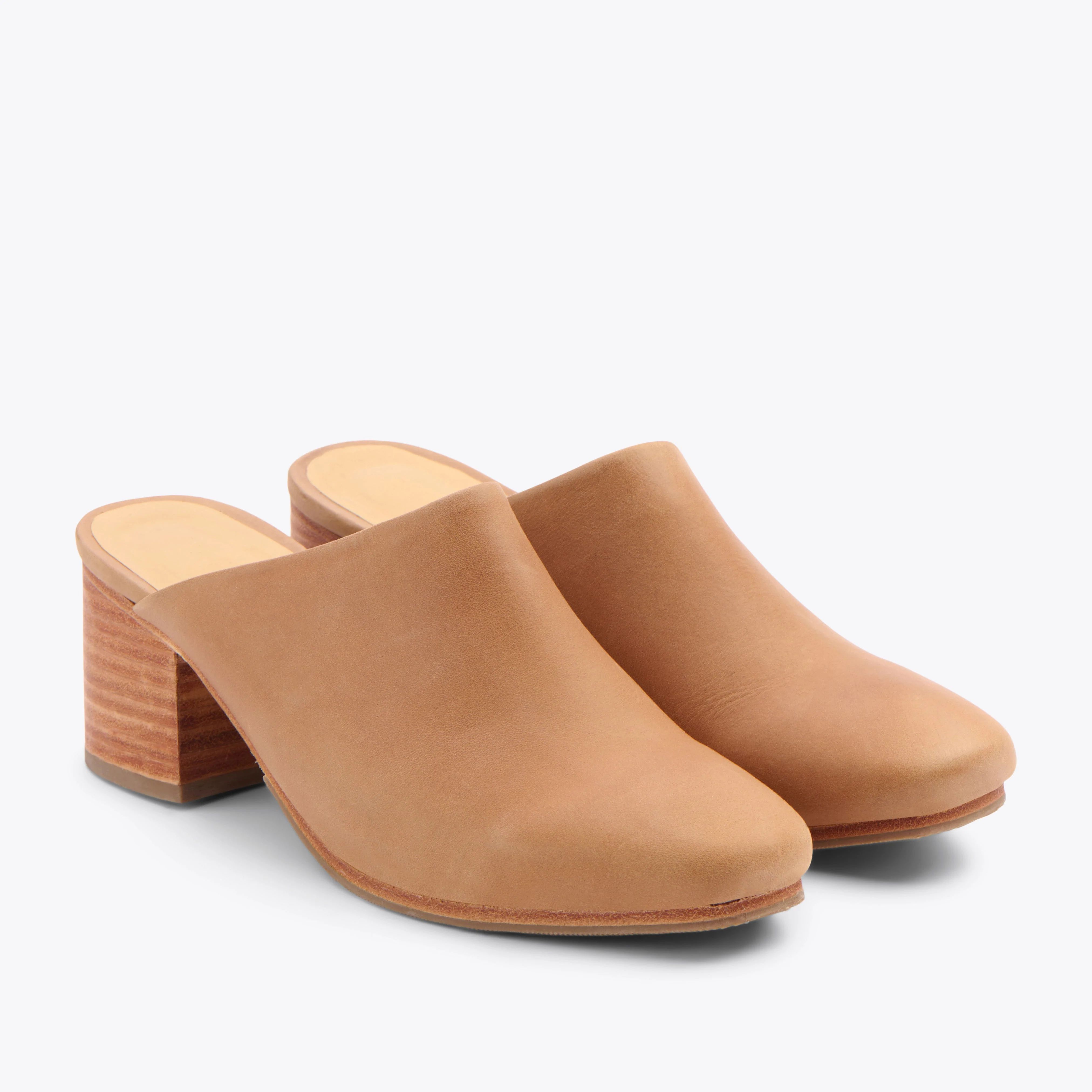 All-Day Heeled Mule Almond | Nisolo