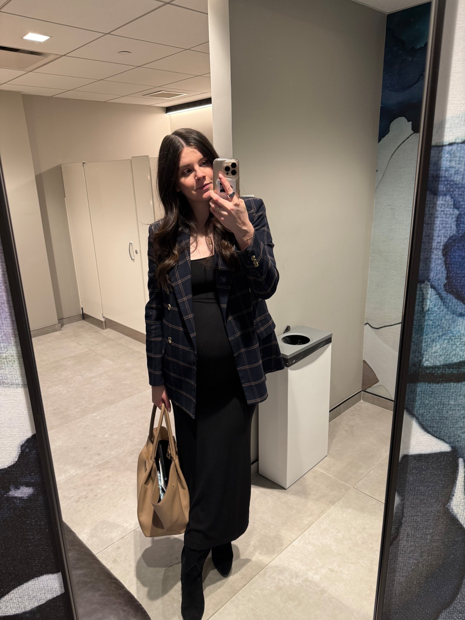 The skims dress has become my favorite maternity piece! Maternity dress, pregnancy outfit, maternity work outfit 

#LTKBump #LTKWorkwear