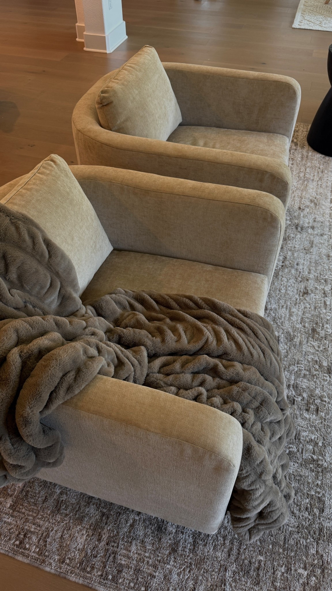 ordered camel *distressed* velvet!!