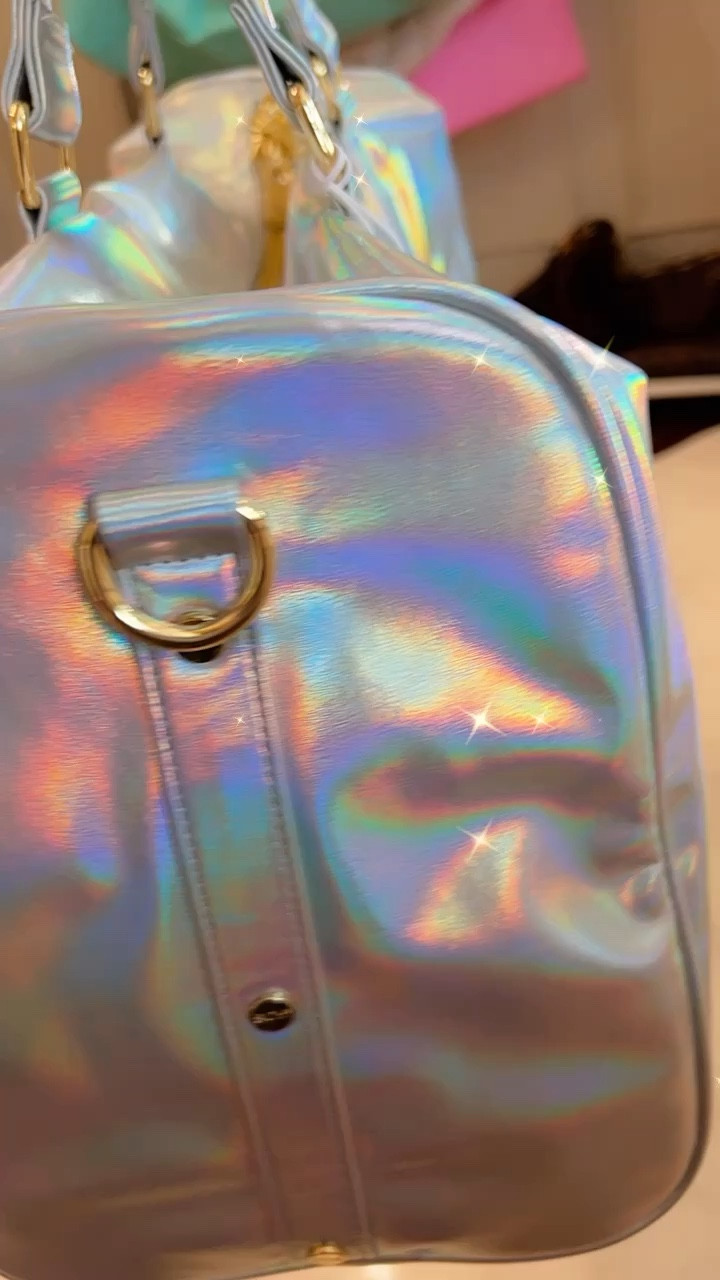 New SCL shimmer! ✨

#LTKtravel #LTKitbag