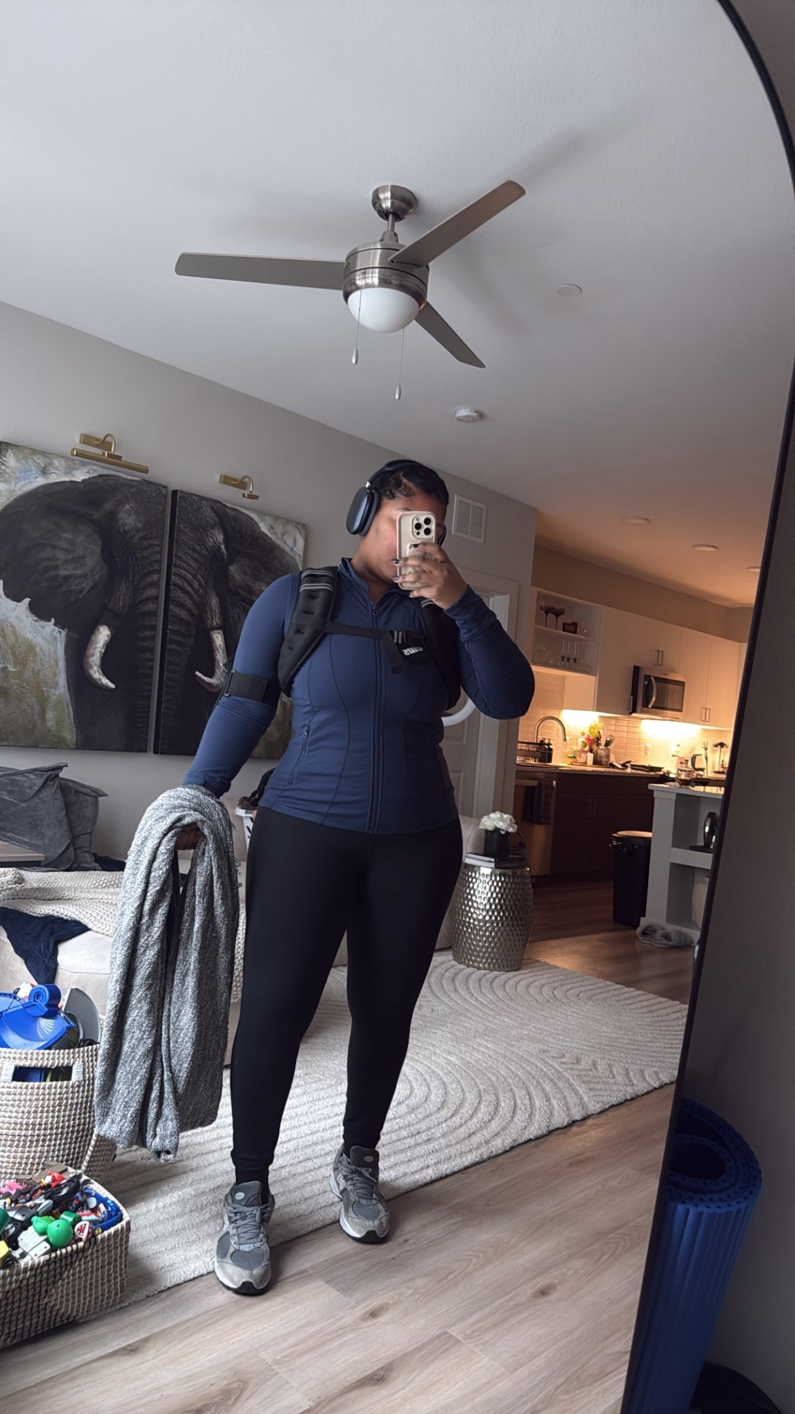 Gym flow…😈

#LTKdayinmylife #LTKfitnessgoals #LTKselfcare