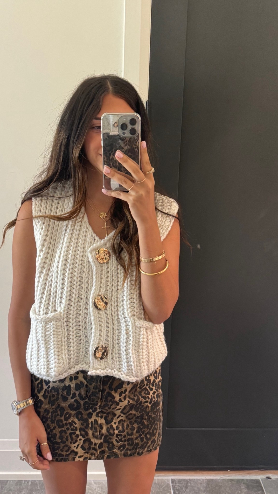 Top: medium
Skirt: medium

Dressupbuttercup.com #dressupbuttercup #dederaad 

#LTKFindsUnder50 #LTKSeasonal #LTKStyleTip