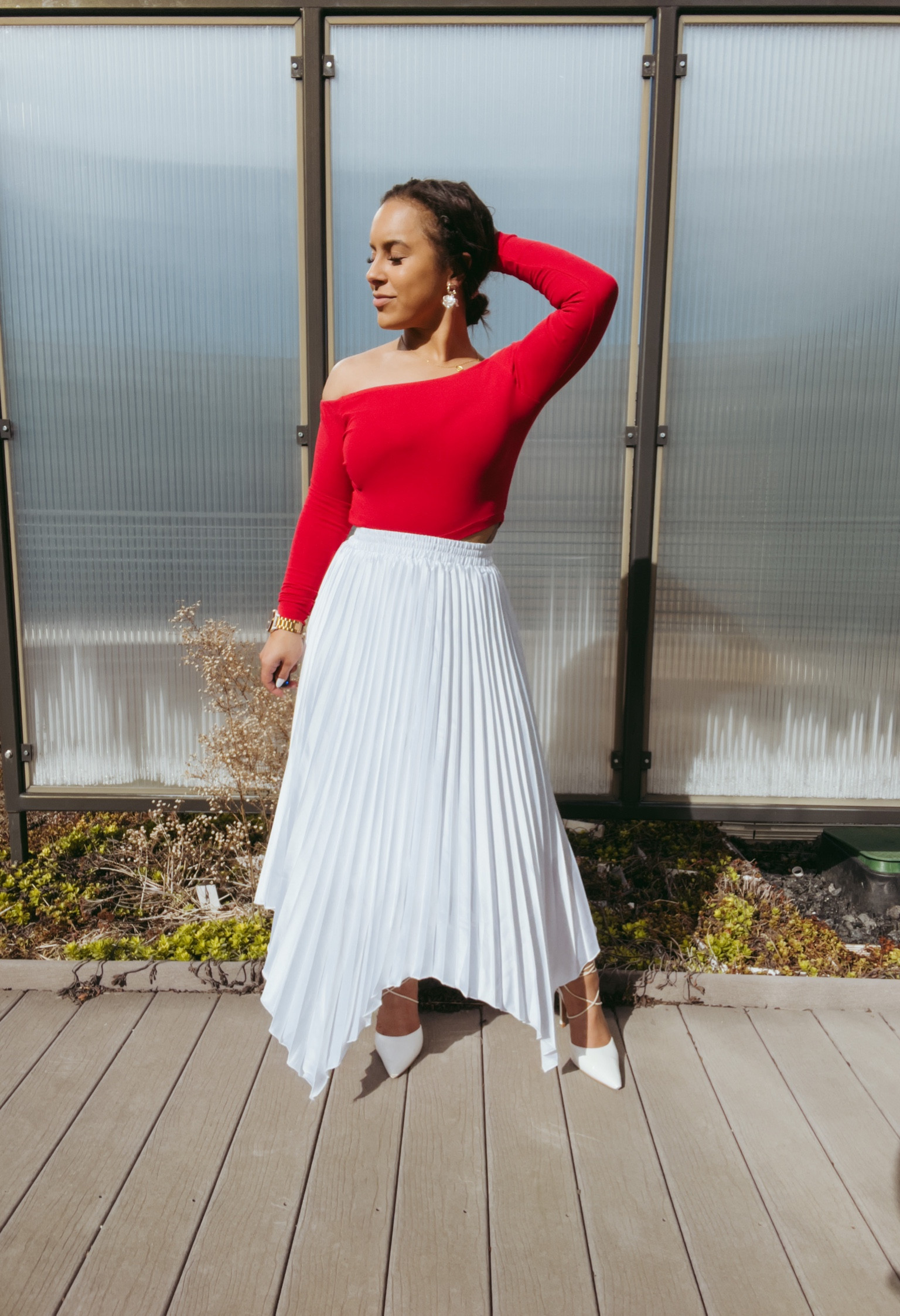Loving this red off the shoulder top with a white pleated satin skirt! This outfit was the perfect Valentine’s Day fit, but also works for brunch with the girls or a cute date night!

#LTKstyletip #LTKSeasonal #LTKunder50
