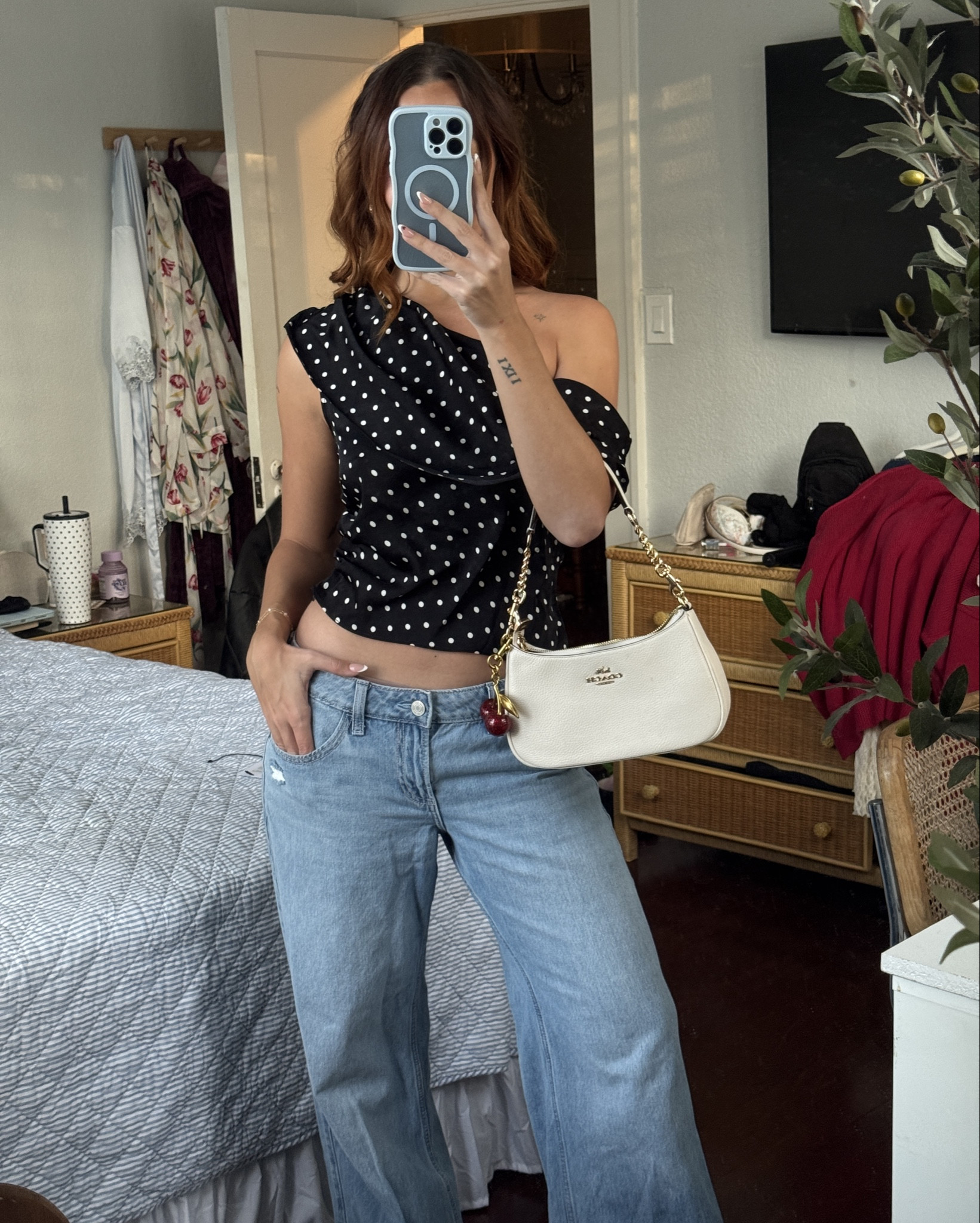 Simple & chic night out outfit for spring! 

#LTKootd
