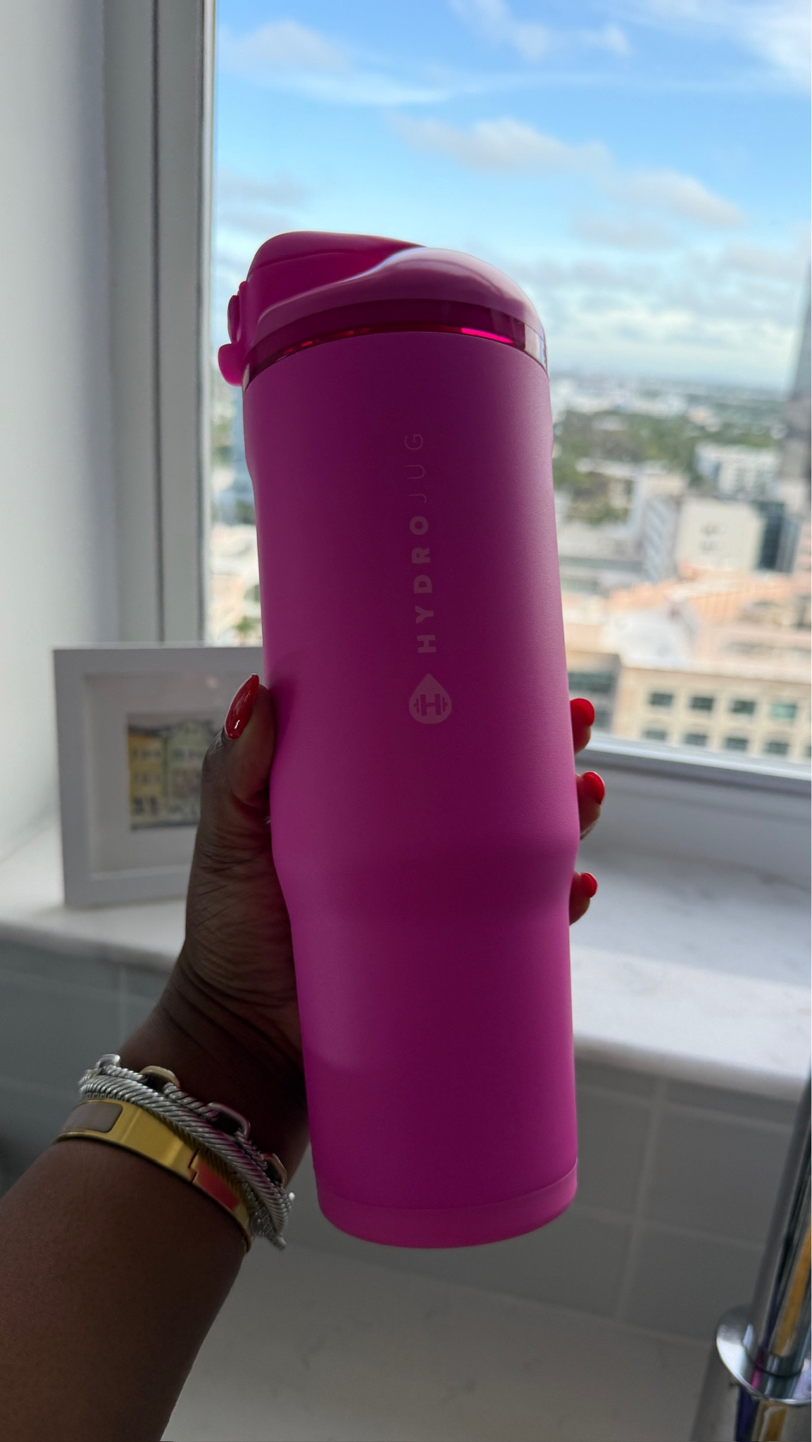Loving my Hydrojug Ease2.0 in Razzle 💕

Use code EMMY for 10% off on the Hydrojug website! ✨

I can’t link to the website so I’m linking the collection to another retailer below!

#LTKTravel #LTKActive #LTKSeasonal