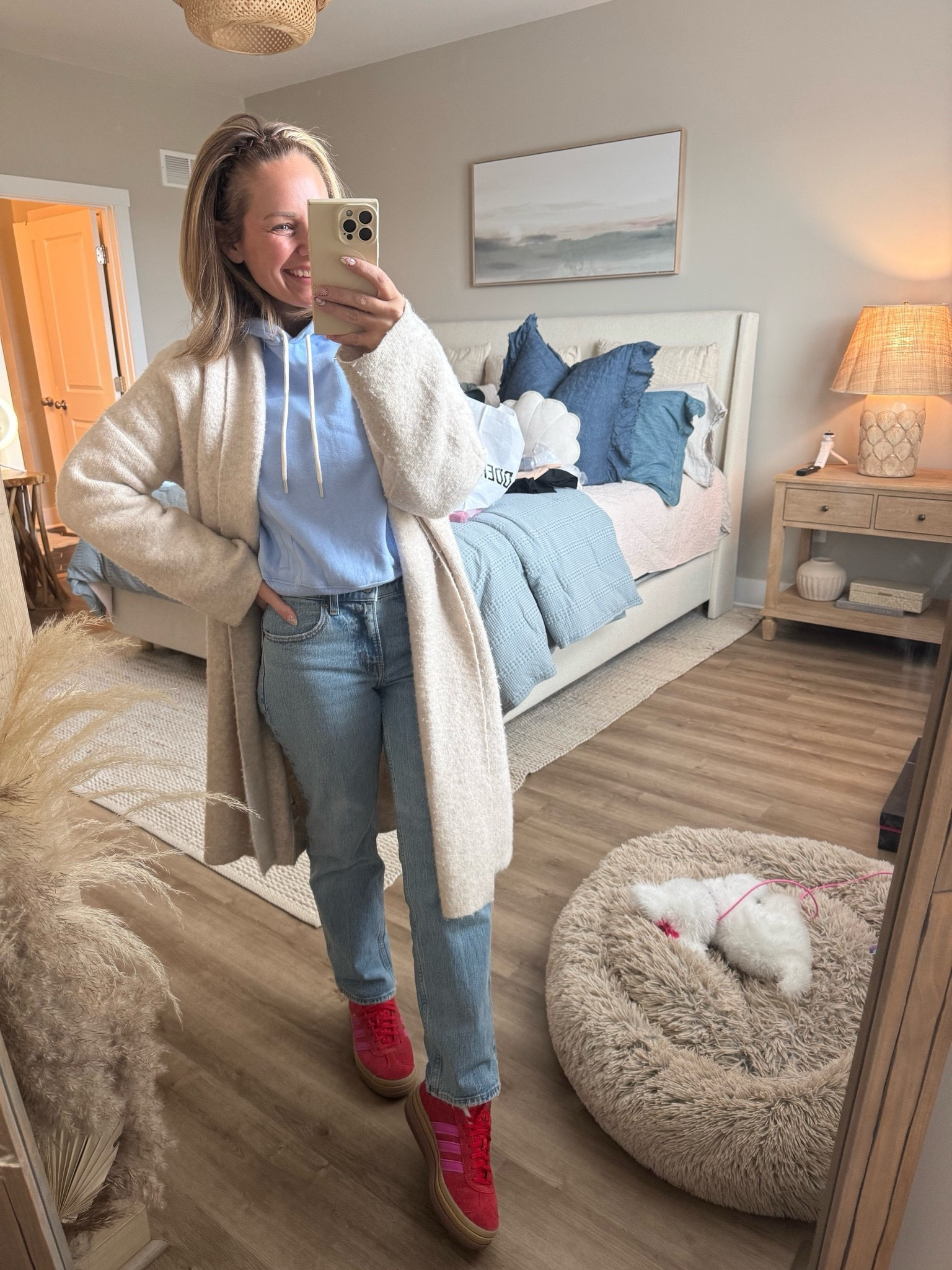 Casual & comfy winter outfit inspo 🤍 #casualstyle #winteroutfit #winteroutfits #jeans #errandsoutfit #coatigan

#LTKSeasonal #LTKStyleTip #LTKFindsUnder100