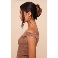 Brown Tortoiseshell Claw Clip With Pearl Detail | PrettyLittleThing US