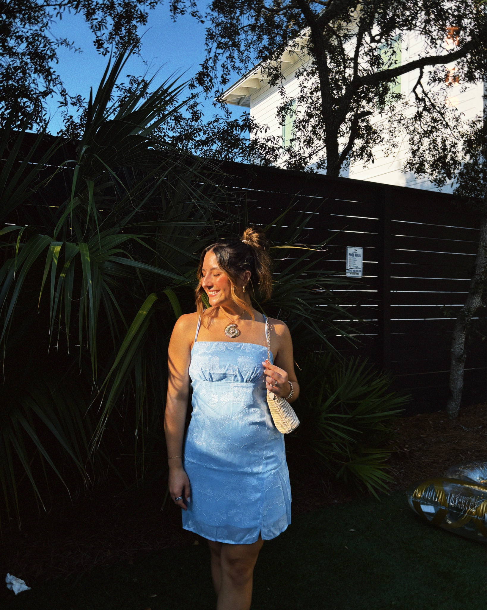 something blue 

#LTKFindsUnder100 #LTKBeauty #LTKStyleTip