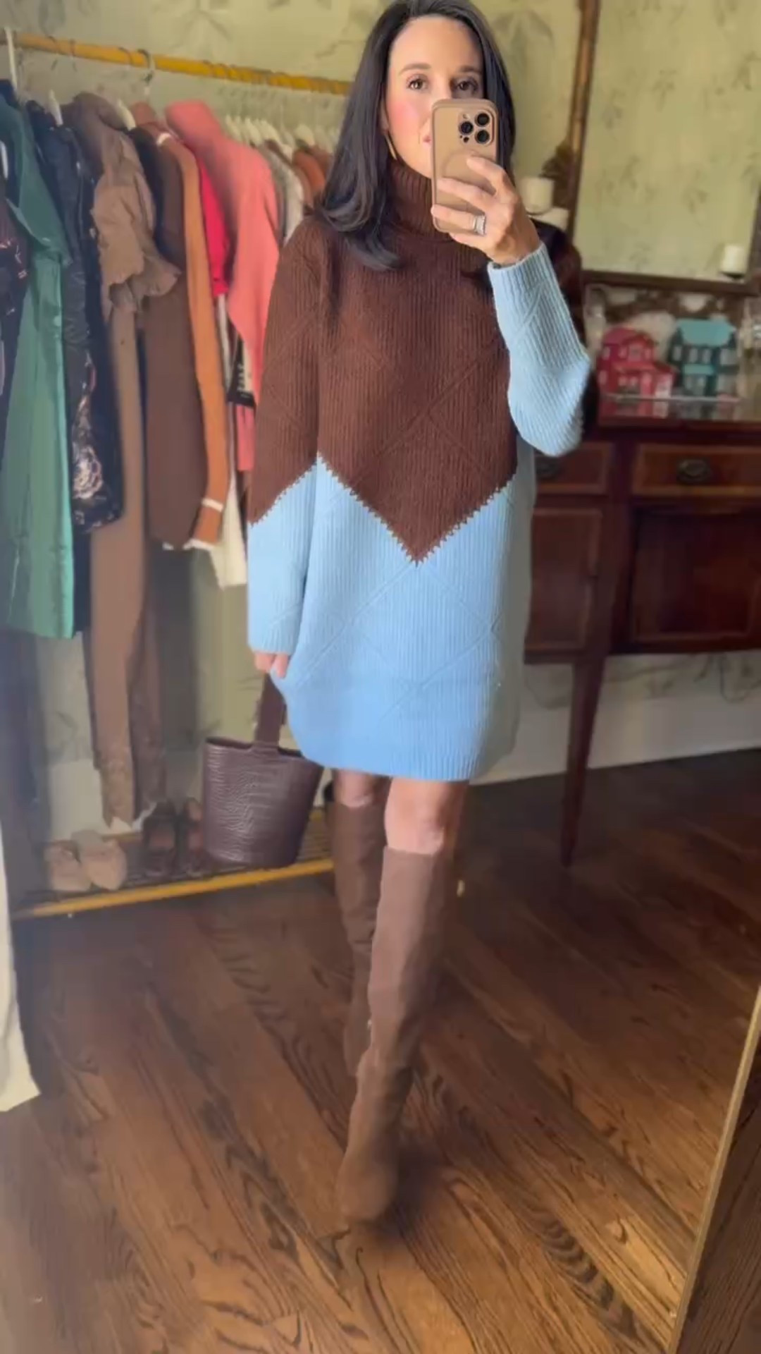 The best sweater dress that is not itchy AT ALL!!! Tuckernuck does it again! 

#LTKootd #LTKStyleTip #LTKWorkwear