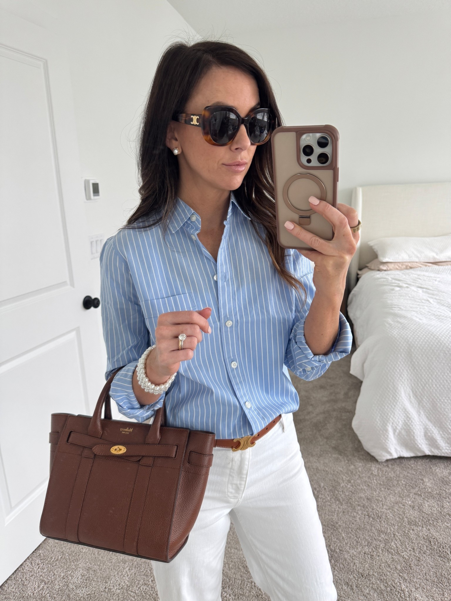 White cropped denim, button down cotton shirt 

#LTKPetite #LTKOver40