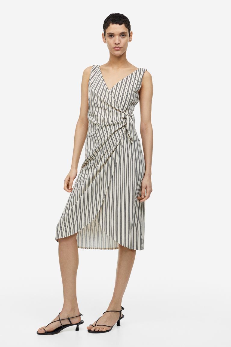 V-neck Wrap Dress | H&M (US + CA)