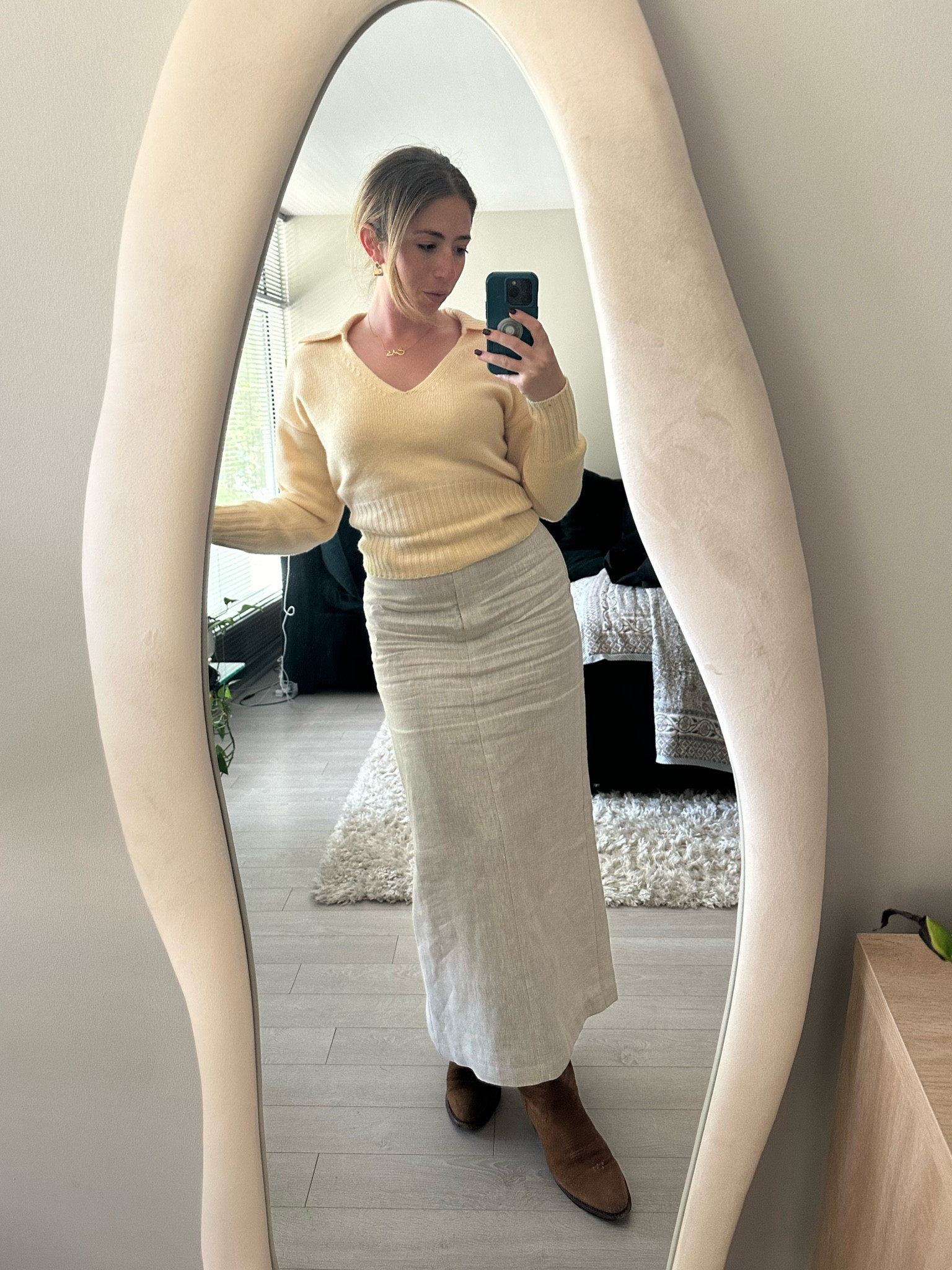 I love the beginning of fall because you can mix your summer fabrics with soft sweaters and boots (finally!!). This is my fav summer linen maxi skirt with a warm yellow, collared cashmere sweater. Finally got the suede cow girl boots out and I couldn’t be happier 🤠🌞

#LTKShoeCrush #LTKStyleTip