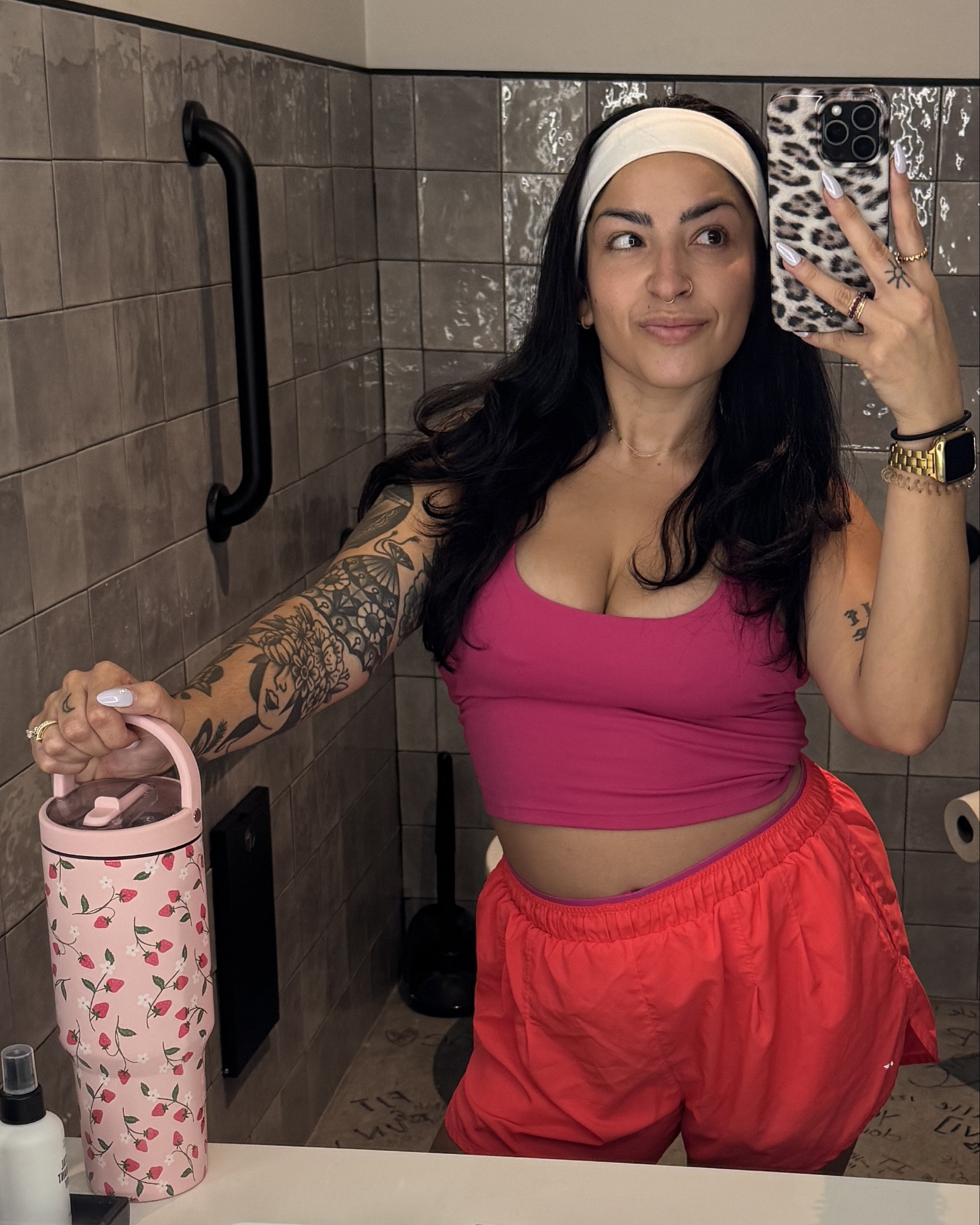 I love me a good Fabletics active set! They just fit my midsize mama body so well! http://fabletics.com/KhloeKuriatnyk

#LTKMidsize #LTKActive #LTKPetite