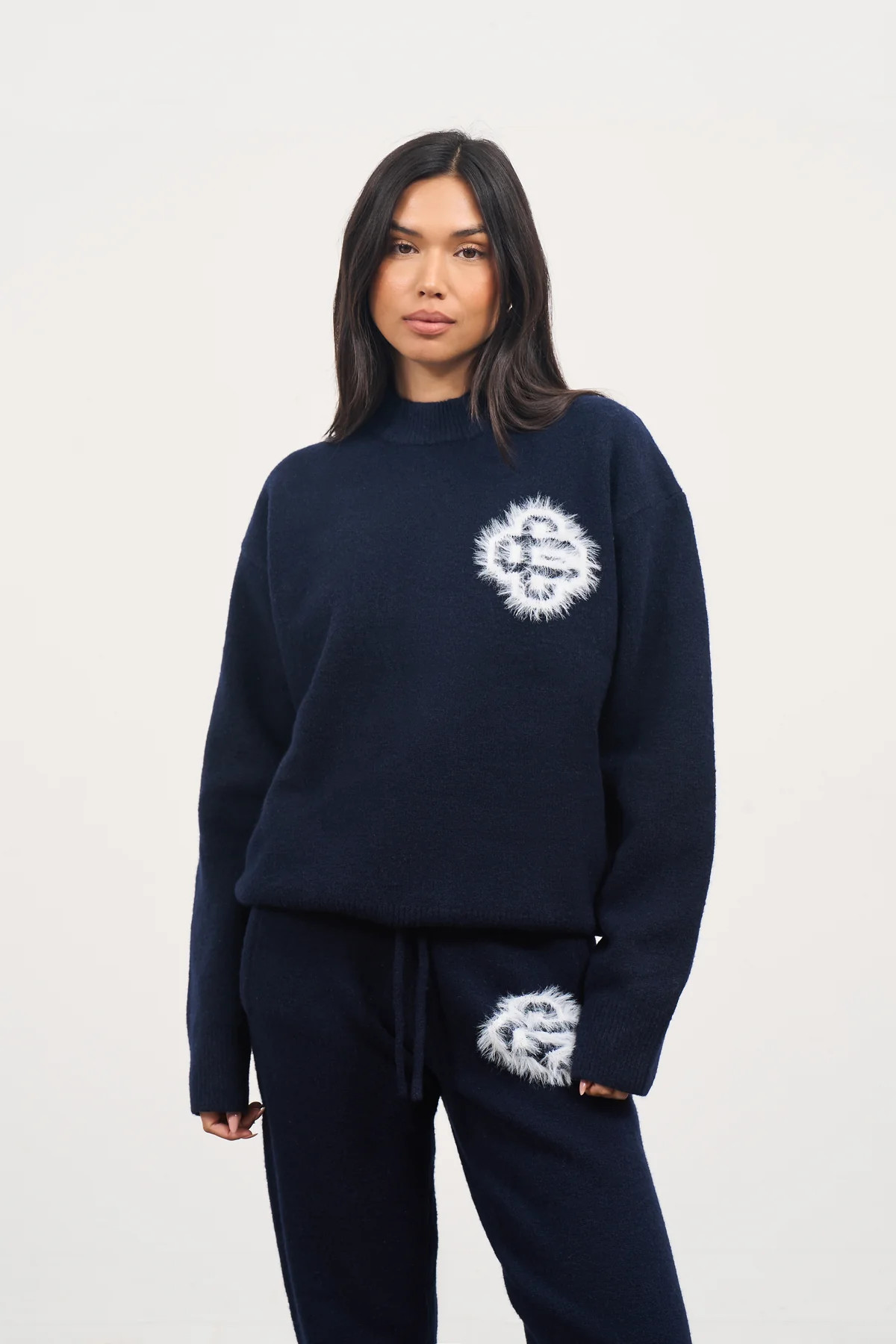 FLUFFY EMBLEM KNITTED CREW - NAVY | The Couture Club