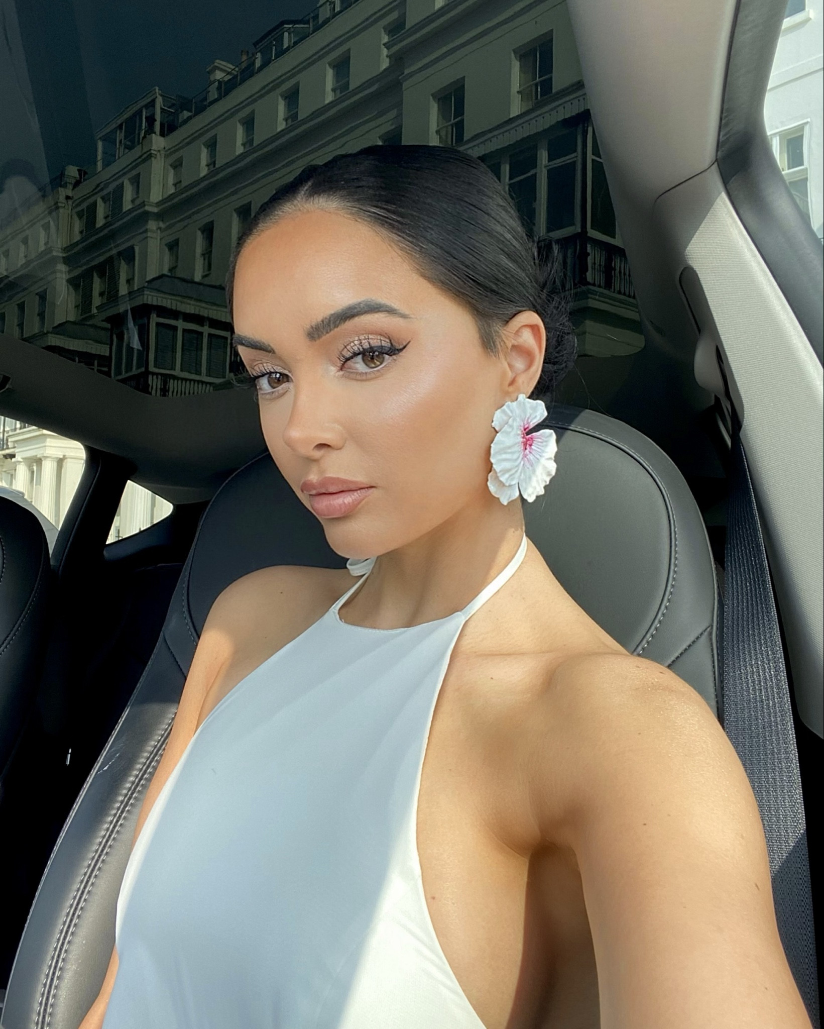 Hair up and statement earrings >>> 🌺 my exact ones are Zara

Earrings , large earrings , statement earrings , flower earrings , women’s earrings , jewellery , accessories , holiday accessories , beachwear 

#LTKsummer #LTKuk #LTKstyletip