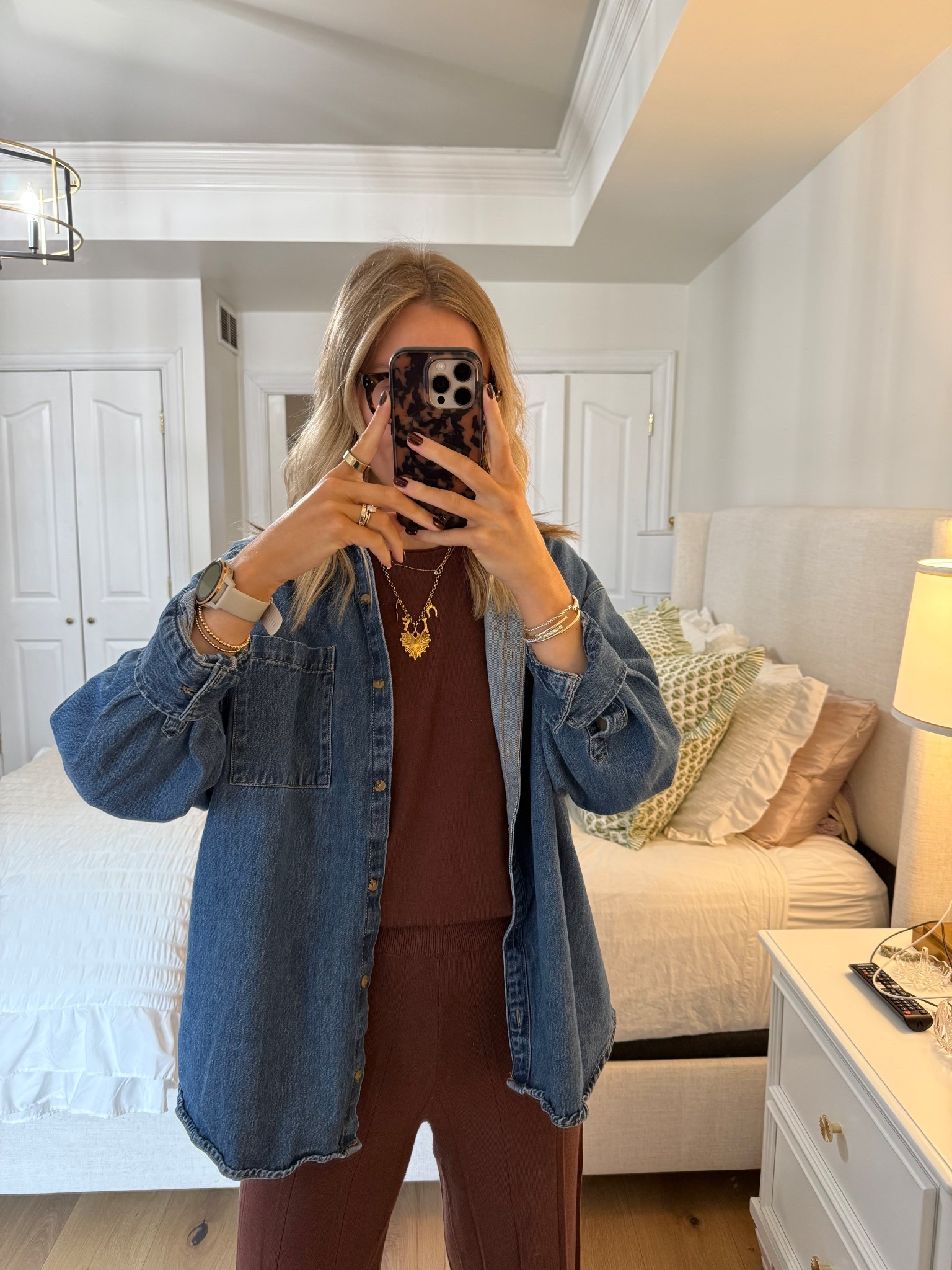 Cozy but semi put together outfit for a day of errands! 

#LTKdayinmylife #LTKmomlife #LTKootd